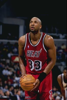 24 Feb 1999:  Alonzo Mourning #33 of the Miami Heat shooting a free throw during the game against the Washington Wizards at the MCI Center in Washington, D.C. The Heat defeated the Wizards 96-80.   Mandatory Credit: Doug Pensinger  /Allsport