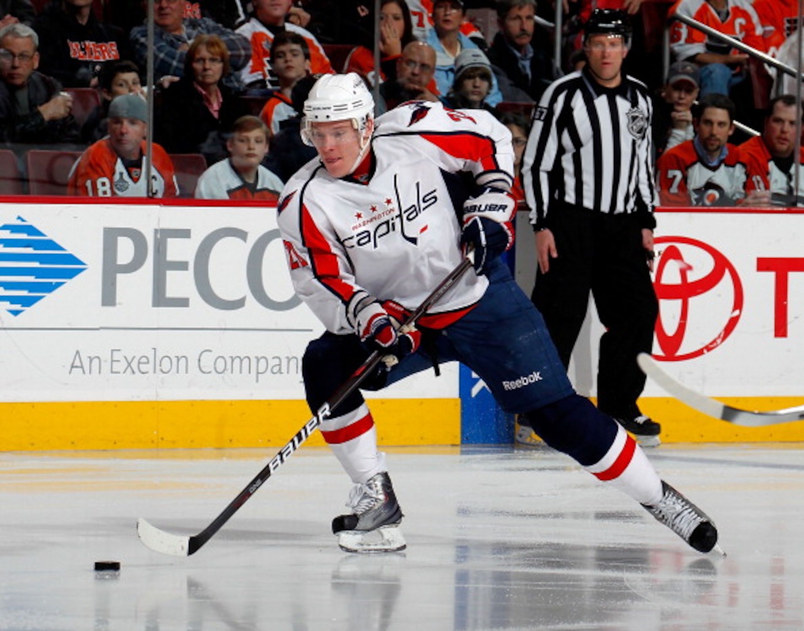 PHILADELPHIA, PA - MARCH 22:  Alexander Semin #28 of the Washington Capitals skates during an NHL hockey game against the Philadelphia Flyers at the Wells Fargo Center on March 22, 2011 in Philadelphia, Pennsylvania.  (Photo by Paul Bereswill/Getty Images
