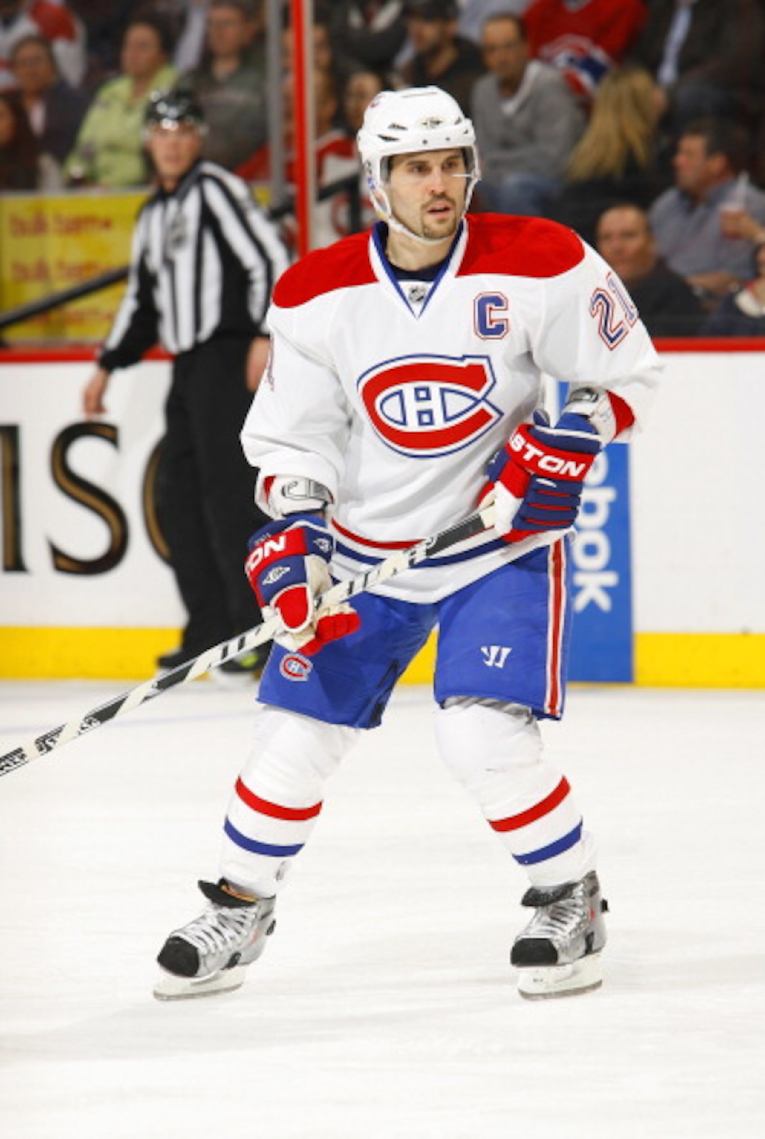 OTTAWA, CANADA - APRIL 07: Brian Gionta #21 of the Montreal Canadiens skates in a game against the Ottawa Senators at Scotiabank Place on April 7, 2011 in Ottawa, Canada. (Photo by Phillip MacCallum/Getty Images) OTTAWA, CANADA - APRIL 07: Brian Gionta #21 of the Montreal Canadiens skates in a game against the Ottawa Senators at Scotiabank Place on April 7, 2011 in Ottawa, Canada. (Photo by Phillip MacCallum/Getty Images)