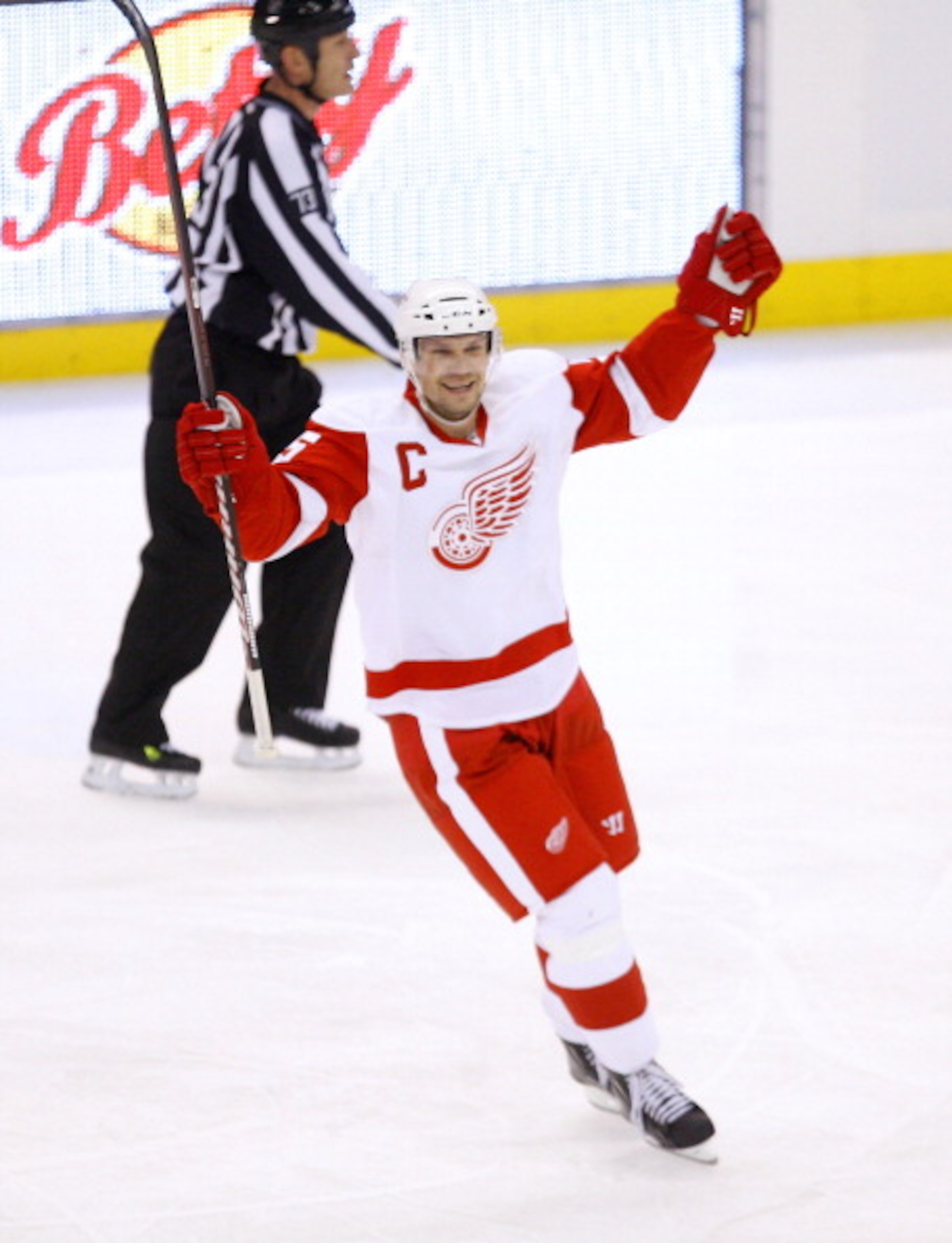 OTTAWA, ON - FEBRUARY 02: Nicklas Lidstrom #5 of the Detroit Red Wings celebrates a teammates goal against the Ottawa Senators in a game at Scotiabank Place on February 2, 2011 in Ottawa, Canada. (Photo by Phillip MacCallum/Getty Images) OTTAWA, ON - FEBRUARY 02: Nicklas Lidstrom #5 of the Detroit Red Wings celebrates a teammates goal against the Ottawa Senators in a game at Scotiabank Place on February 2, 2011 in Ottawa, Canada. (Photo by Phillip MacCallum/Getty Images)