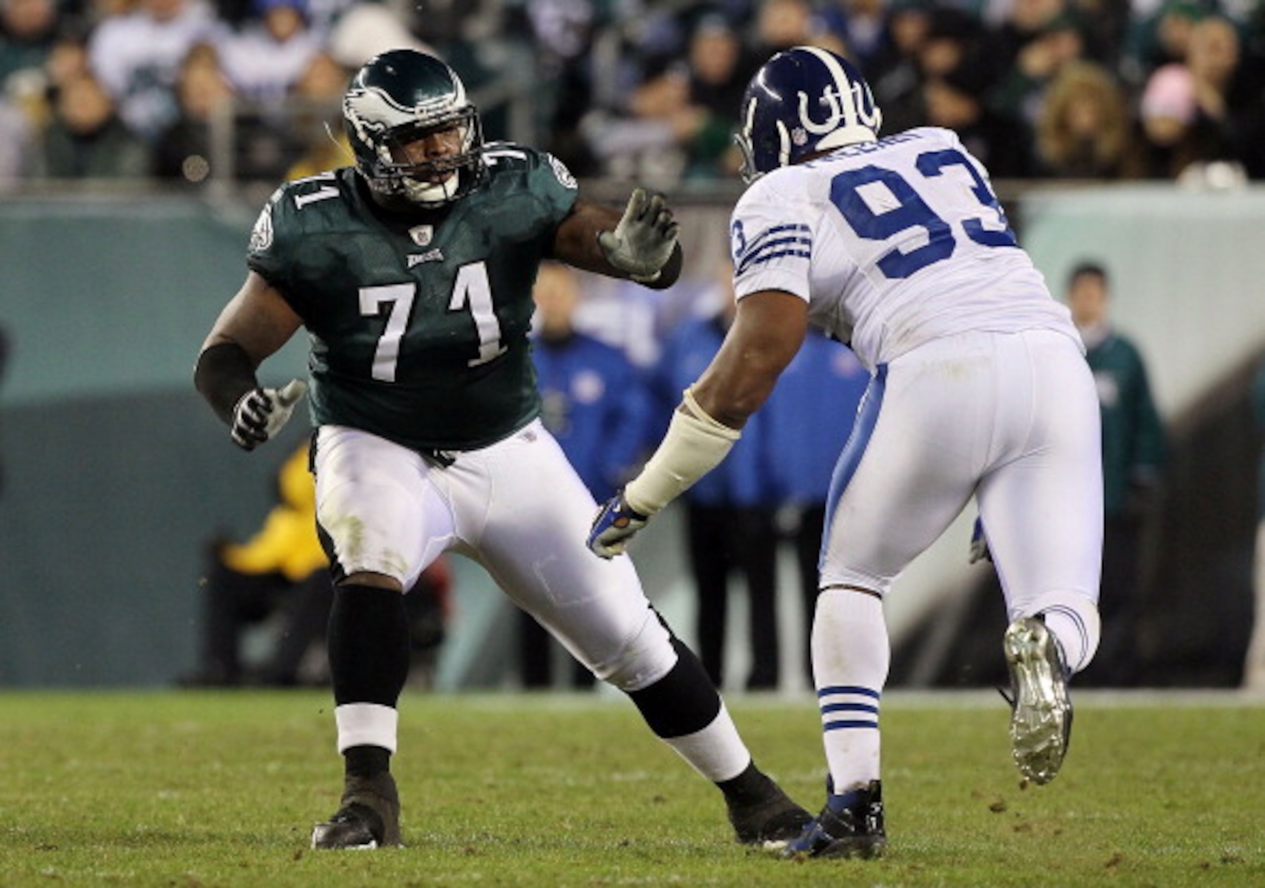 PHILADELPHIA - NOVEMBER 07:  Jason Peters #71 of the Philadelphia Eagles against the Indianapolis Colts on November 7, 2010 at Lincoln Financial Field in Philadelphia, Pennsylvania. The Eagles defeated the Colts 26-24.  (Photo by Jim McIsaac/Getty Images)