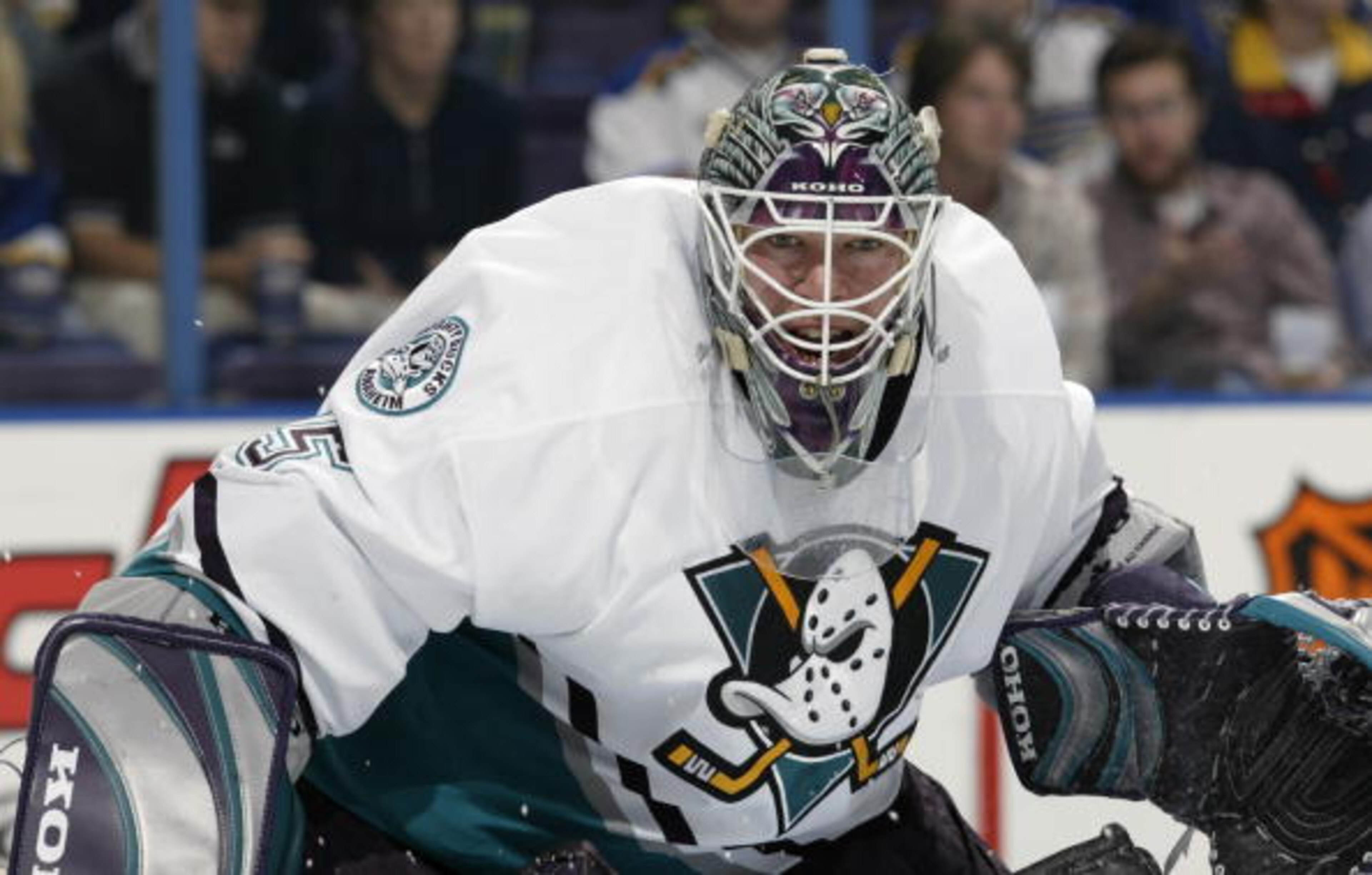 ST. LOUIS - NOVEMBER 4:  Goalie Jean-Sebastien Giguere #35 of the Mighty Ducks of Anaheim protects the net against the St. Louis Blues during the game at the Savvis Center on November 4, 2003 in St. Louis, Missouri. The Blues defeated the Mighty Ducks 2-1