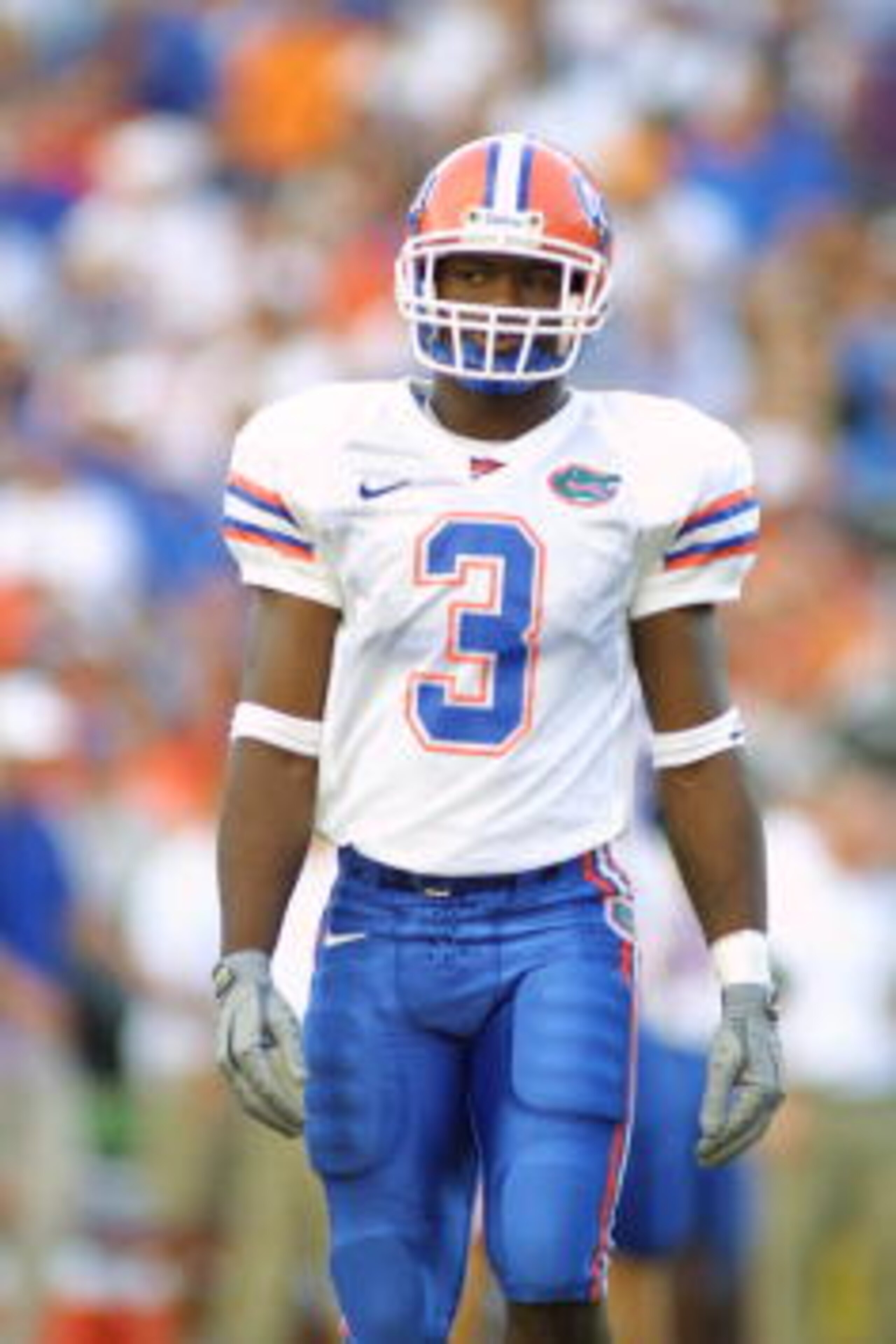 08 Sep 2001:   Lito Sheppard 3, of the Florida Gators lines up against the La.-Monroe Indians at Florida Field in Gainesville, Florida.  The Gators defeated the Indians 55-6. DIGITAL IMAGE.  Mandatory Credit:  Scott Halleran/Allsport.