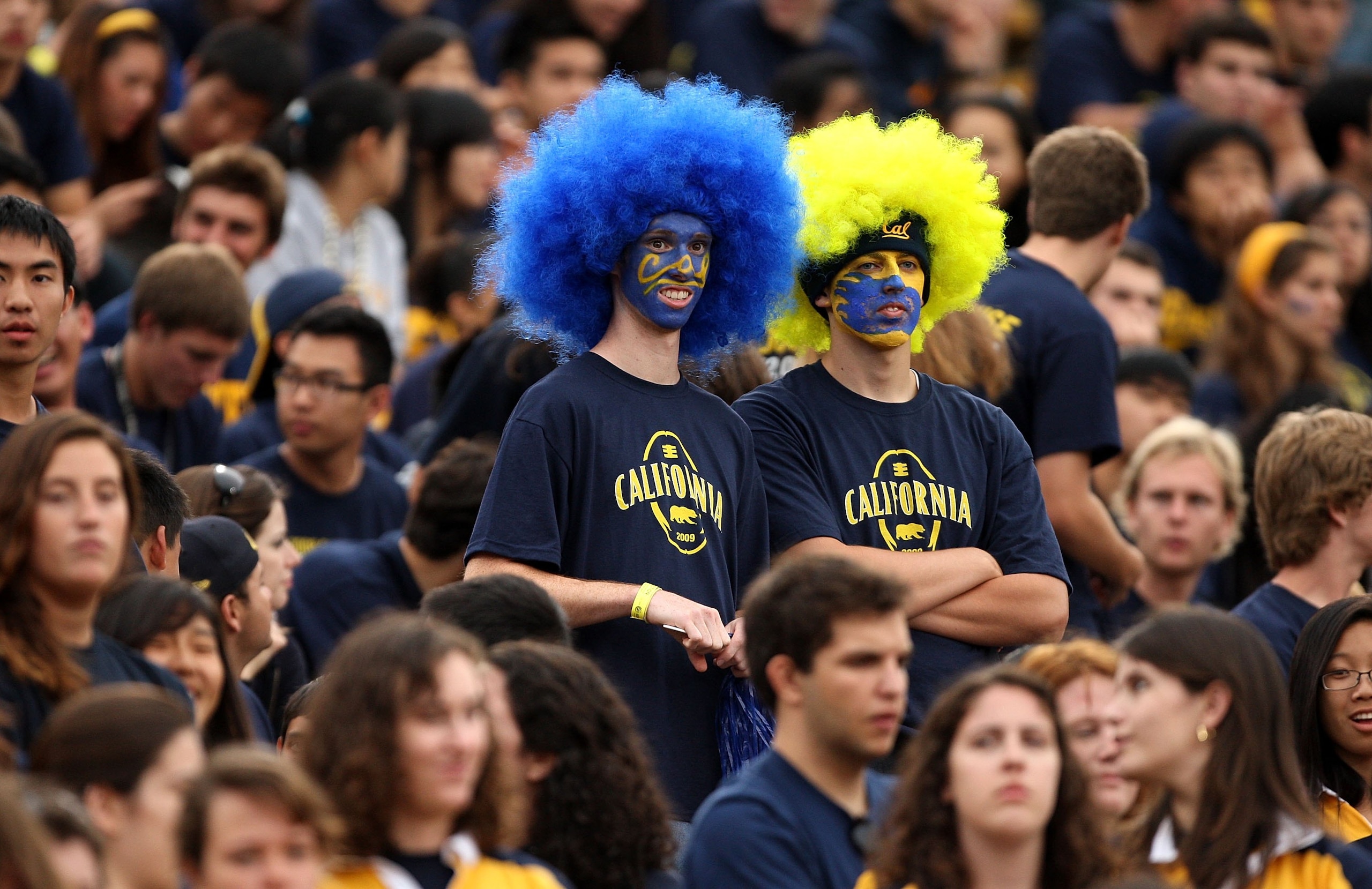 BERKELEY, CA - SEPTEMBER 05:  Fans wait for the California Golden Bears to come on to the field before their game against the Maryland Terrapins at California Memorial Stadium on September 5, 2009 in Berkeley, California.  (Photo by Ezra Shaw/Getty Images