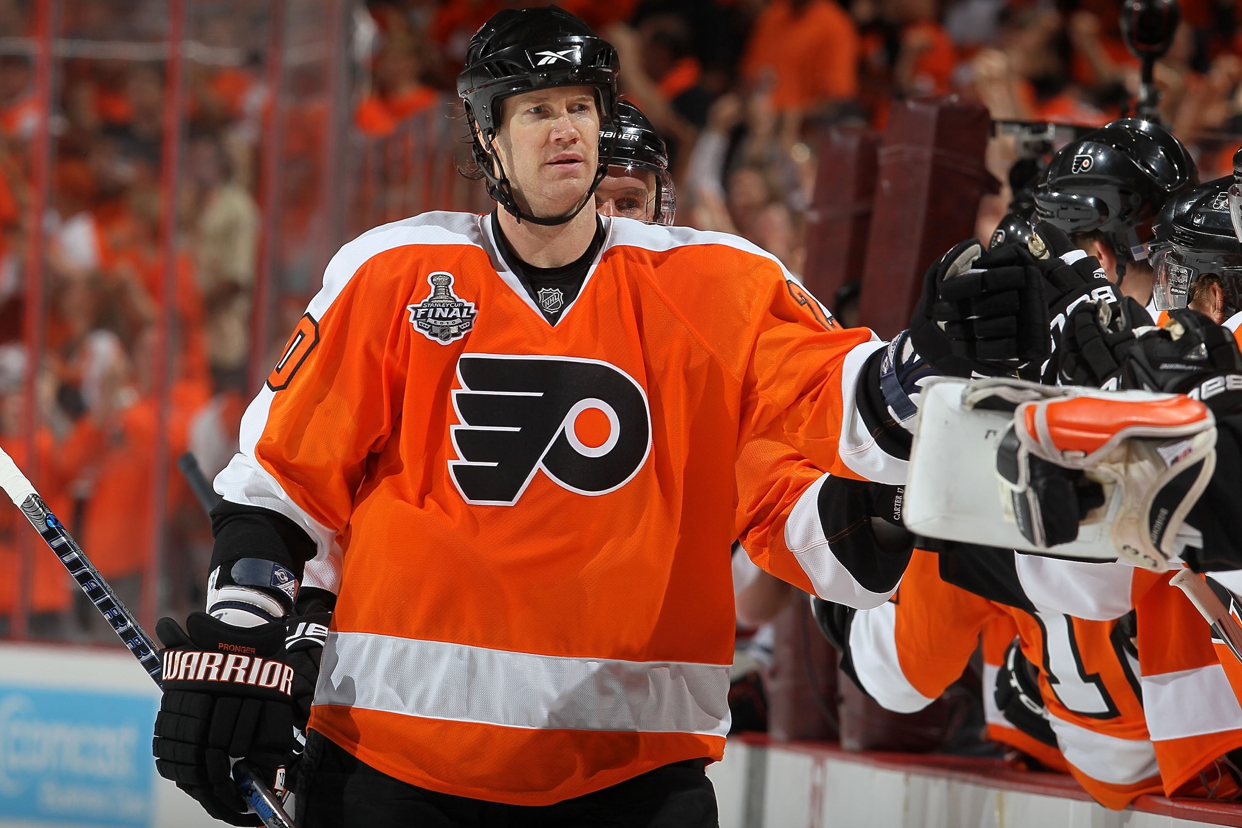 PHILADELPHIA - JUNE 04: Chris Pronger #20 of the Philadelphia Flyers celebrates with his teammates in Game Four of the 2010 NHL Stanley Cup Final against the Chicago Blackhawks at Wachovia Center on June 4, 2010 in Philadelphia, Pennsylvania. (Photo by PHILADELPHIA - JUNE 04: Chris Pronger #20 of the Philadelphia Flyers celebrates with his teammates in Game Four of the 2010 NHL Stanley Cup Final against the Chicago Blackhawks at Wachovia Center on June 4, 2010 in Philadelphia, Pennsylvania. (Photo by