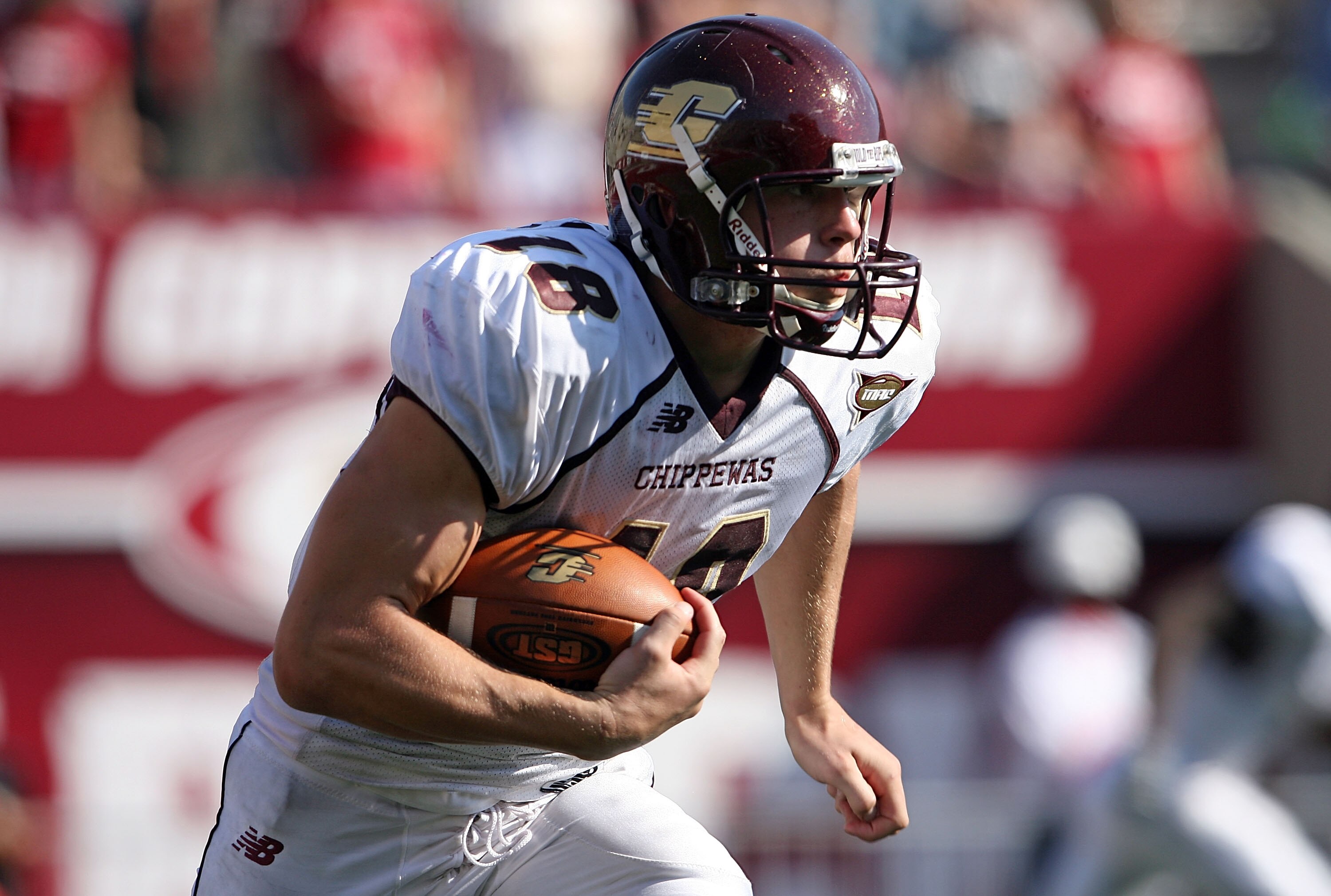 BLOOMINGTON, IN - NOVEMBER 01:  Brian Brunner #18 of the Central Michigan Chippewas runs with the ball during the game against the Indiana Hooisers at Memorial Stadium on November 1, 2008 in Bloomington, Indiana.  (Photo by Andy Lyons/Getty Images)