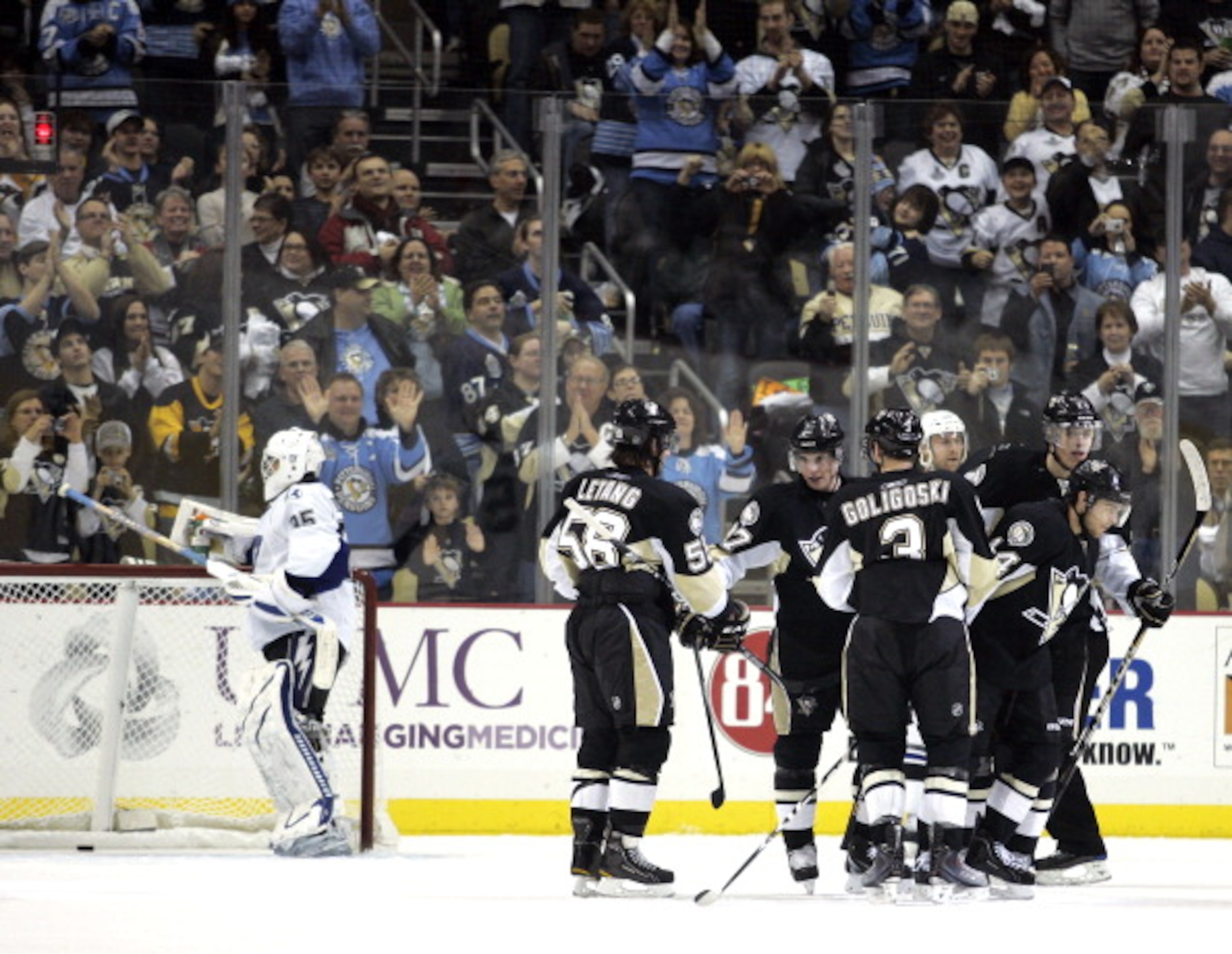 PITTSBURGH, PA - JANUARY 05:  Chris Kunitz #14 of the Pittsburgh Penguins celebrates his third goal of the game against the Tampa Bay Lightning on January 5, 2011 at Consol Energy Center in Pittsburgh, Pennsylvania.  (Photo by Justin K. Aller/Getty Images