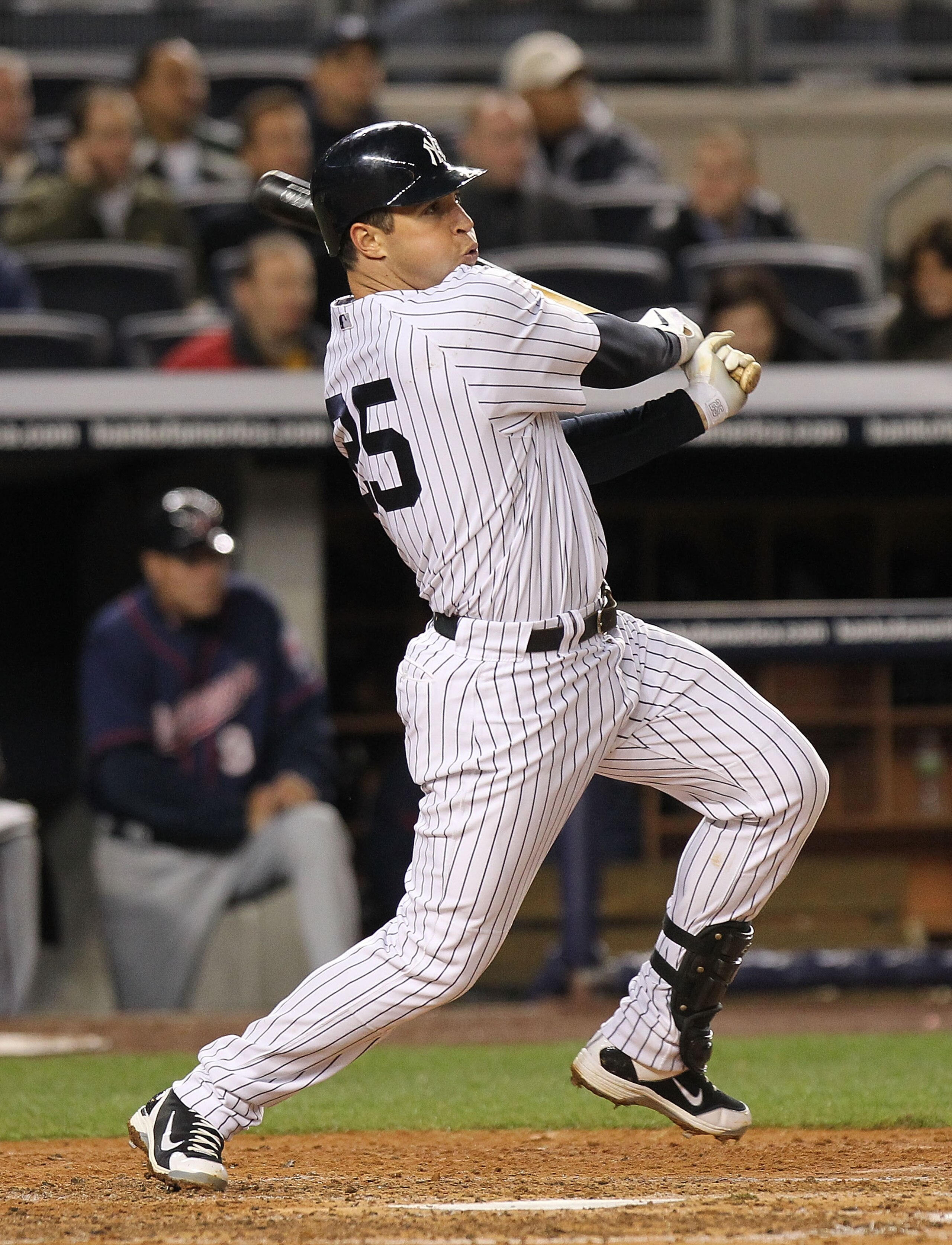 NEW YORK, NY - APRIL 05:  Mark Teixeira #25 of the New York Yankees against the Minnesota Twins at Yankee Stadium on April 3, 2011 in the Bronx borough of New York City.  (Photo by Nick Laham/Getty Images)