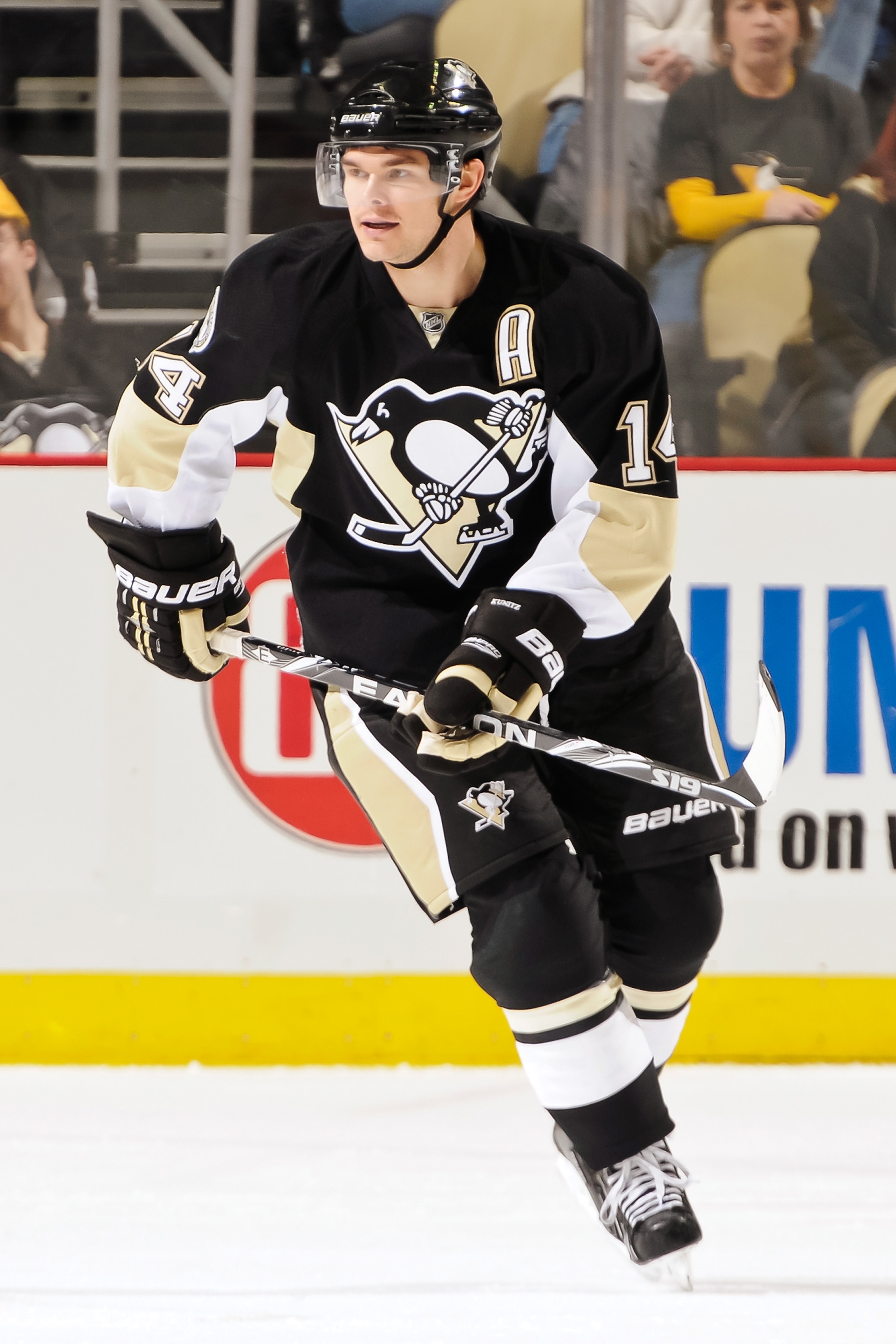 PITTSBURGH, PA - MARCH 13: Chris Kunitz #14 of the Pittsburgh Penguins skates against the Edmonton Oilers on March 13, 2011 at CONSOL Energy Center in Pittsburgh, Pennsylvania. (Photo by Jamie Sabau/Getty Images) PITTSBURGH, PA - MARCH 13: Chris Kunitz #14 of the Pittsburgh Penguins skates against the Edmonton Oilers on March 13, 2011 at CONSOL Energy Center in Pittsburgh, Pennsylvania. (Photo by Jamie Sabau/Getty Images)