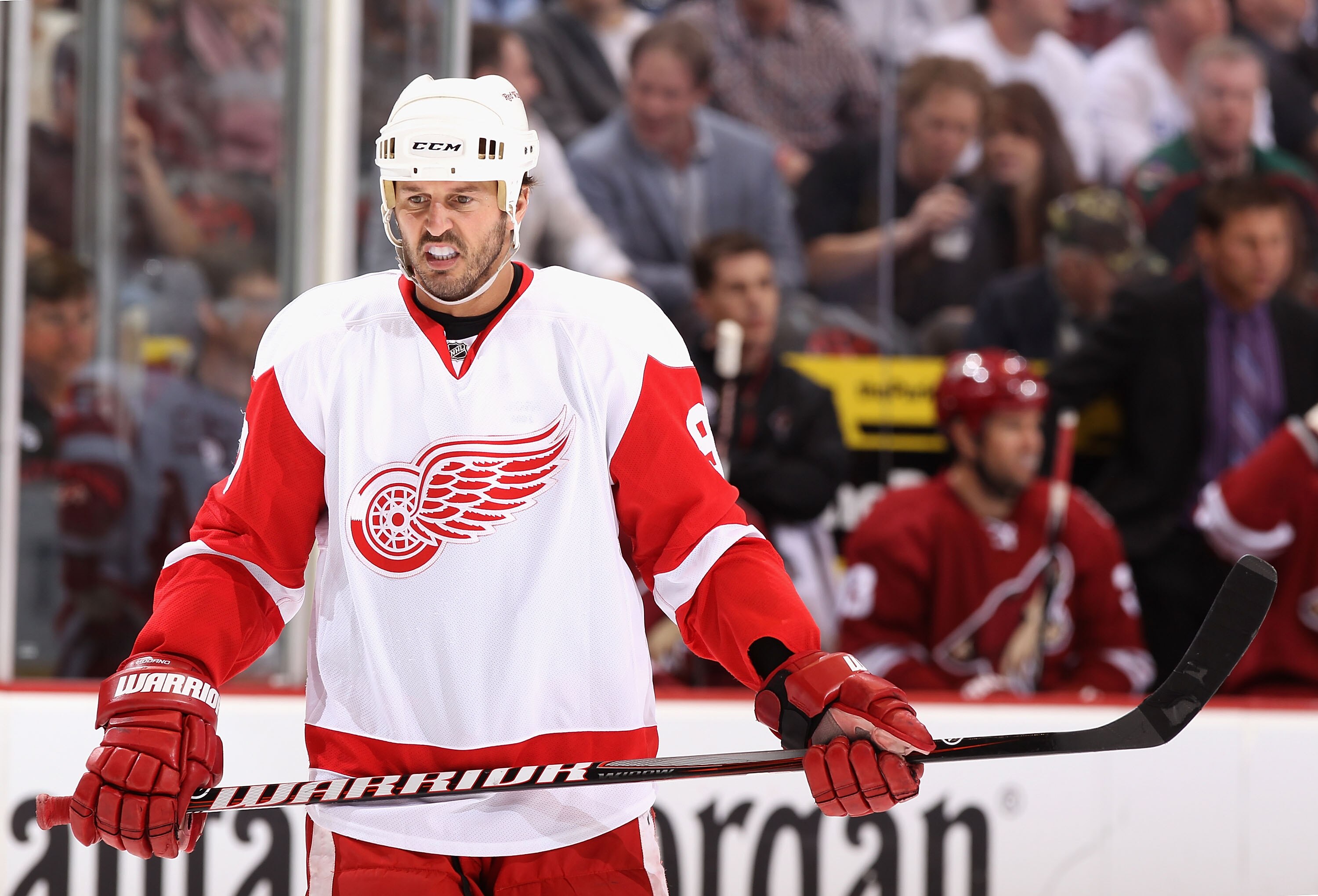 GLENDALE, AZ - MARCH 05:  Mike Modano #90 of the Detroit Red Wings in action during the NHL game against the Phoenix Coyotes at Jobing.com Arena on March 5, 2011 in Glendale, Arizona. The Coyotes defeated the Red Wings 5-4 in an overtime shoot out.  (Phot