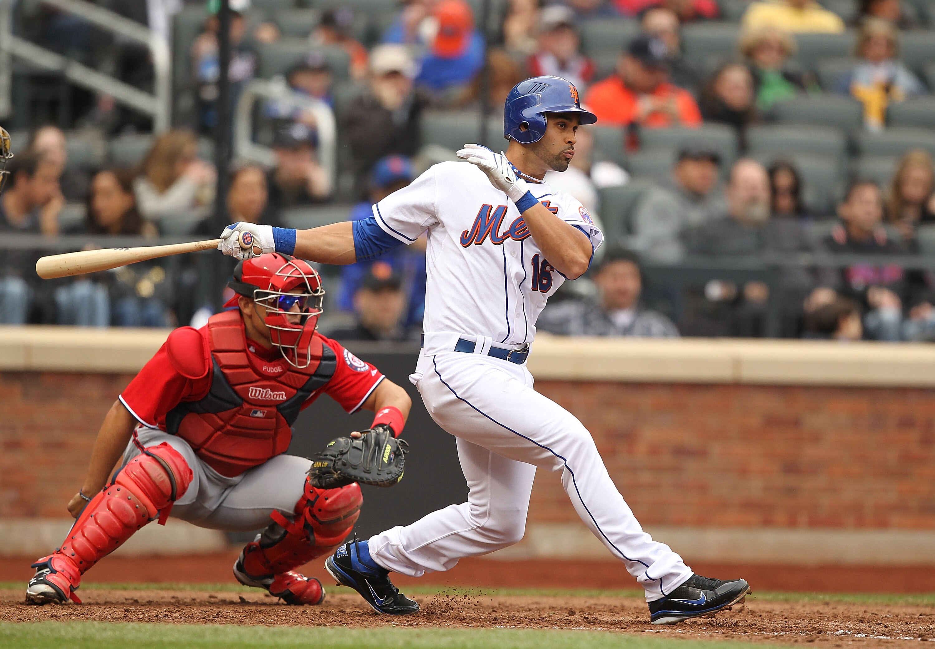 NEW YORK, NY - APRIL 10:  Angel Pagan #16 of the New York Mets in action against the Washington Nationals during their game on April 10, 2011 at Citi Field in the Flushing neighborhood of the Queens borough of New York City.  (Photo by Al Bello/Getty Imag
