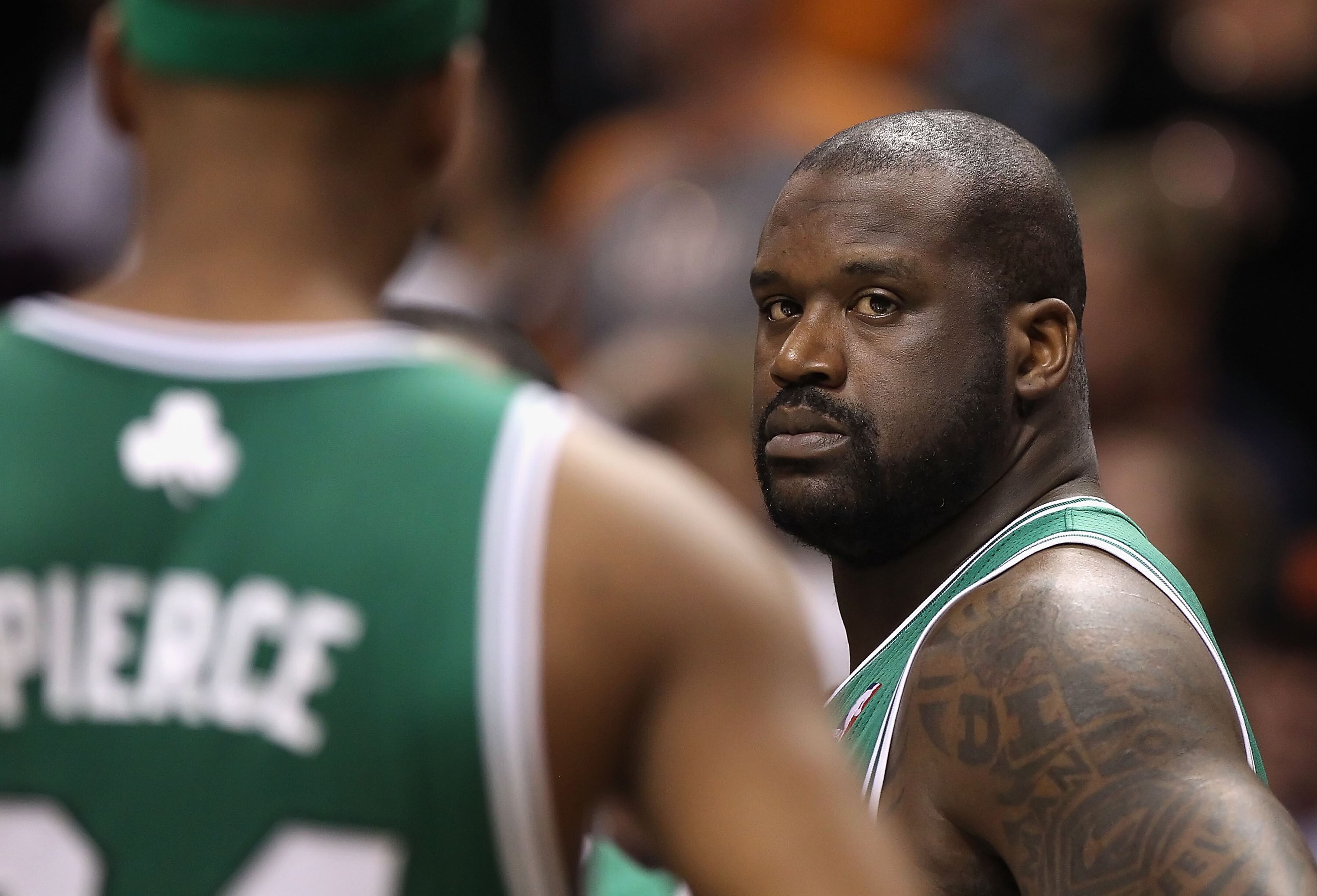 PHOENIX, AZ - JANUARY 28: Shaquille O'Neal #36 of the Boston Celtics during the NBA game against the Phoenix Suns at US Airways Center on January 28, 2011 in Phoenix, Arizona. The Suns defeated the Celtics 88-71. NOTE TO USER: User expressly acknowledg PHOENIX, AZ - JANUARY 28: Shaquille O'Neal #36 of the Boston Celtics during the NBA game against the Phoenix Suns at US Airways Center on January 28, 2011 in Phoenix, Arizona. The Suns defeated the Celtics 88-71. NOTE TO USER: User expressly acknowledg