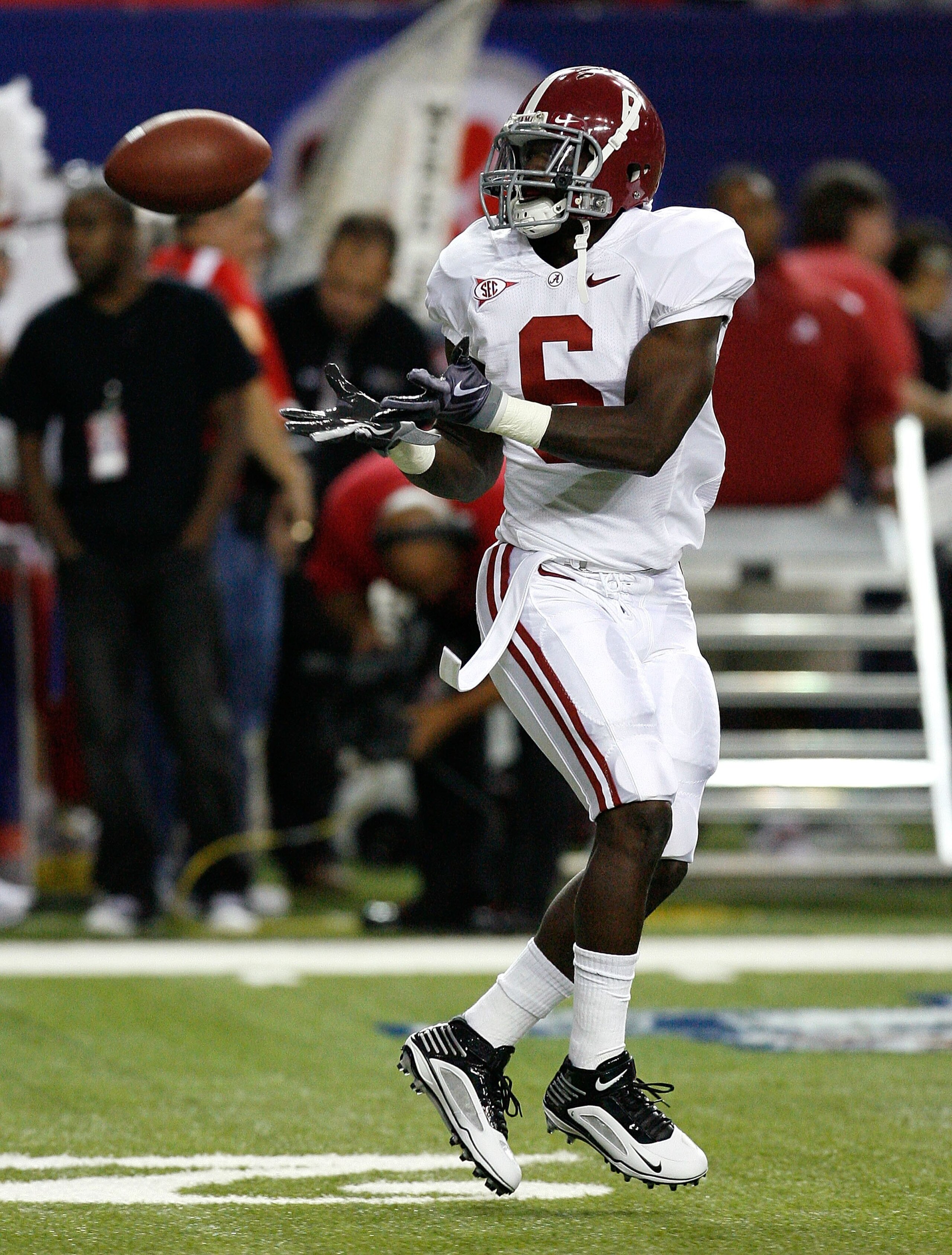 ATLANTA - SEPTEMBER 05:  Demetrius Goode #6 of the Alabama Crimson Tide against the Virginia Tech Hokies during the Chick-fil-A Kickoff Game at Georgia Dome on September 5, 2009 in Atlanta, Georgia.  (Photo by Kevin C. Cox/Getty Images)
