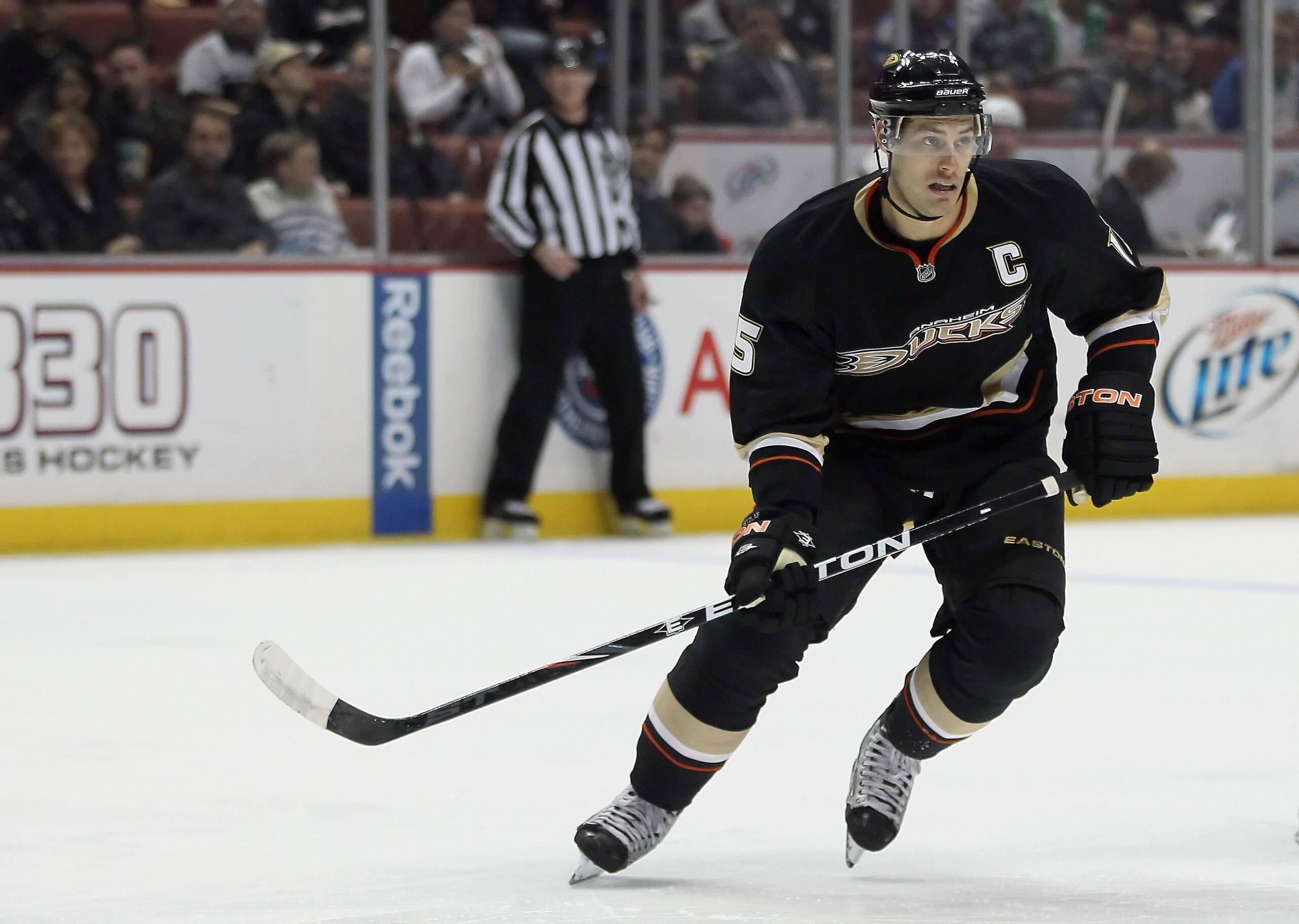 ANAHEIM, CA - FEBRUARY 27:  Ryan Getzlaf #15 of the Anaheim Ducks skates against the Colorado Avalanche at Honda Center on February 27, 2011 in Anaheim, California.  (Photo by Jeff Gross/Getty Images)