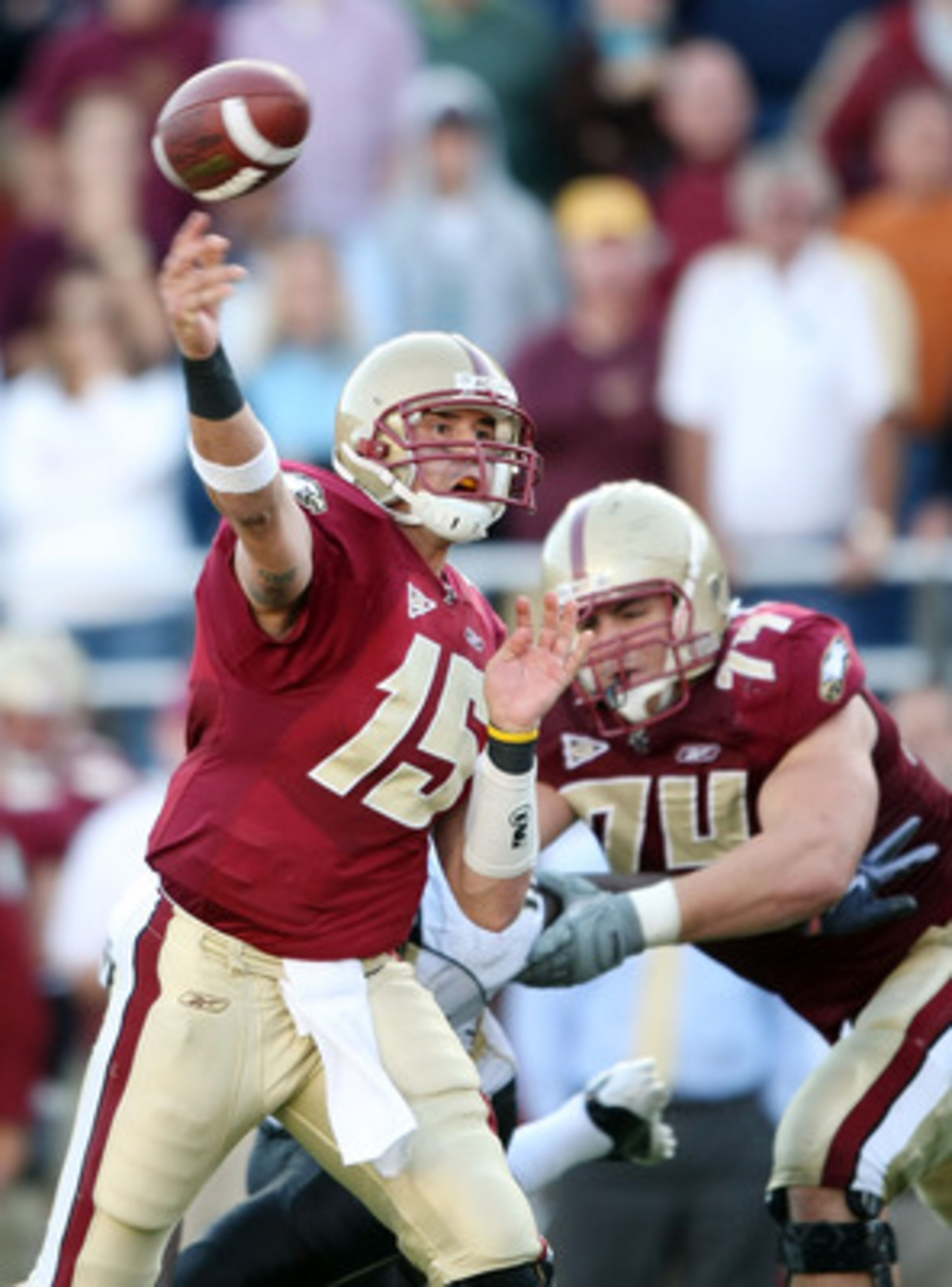 CHESTNUT HILL, MA - SEPTEMBER 26: Dave Shinskie #15 of the Boston College Eagles passes the ball in overtime as teammate Anthony Castonzo #74 blocks against the Wake Forest Demon Deacons on September 26, 2009 at Alumni Stadium in Chestnut Hill, Massachus CHESTNUT HILL, MA - SEPTEMBER 26: Dave Shinskie #15 of the Boston College Eagles passes the ball in overtime as teammate Anthony Castonzo #74 blocks against the Wake Forest Demon Deacons on September 26, 2009 at Alumni Stadium in Chestnut Hill, Massachus