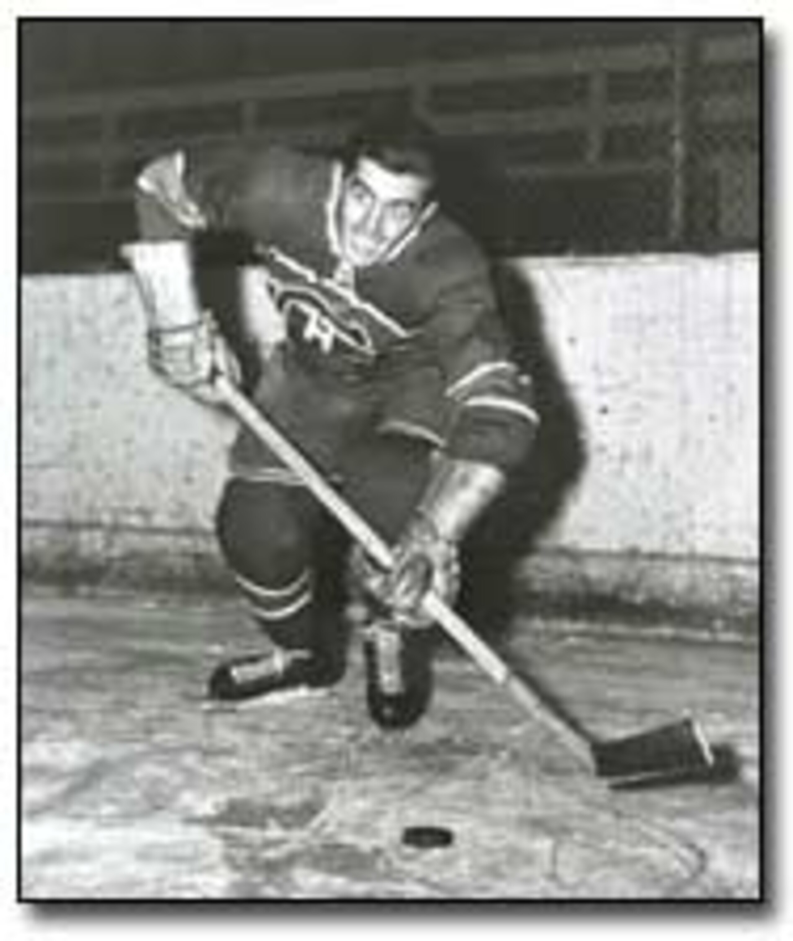 Image Source: http://www.legendsofhockey.net/