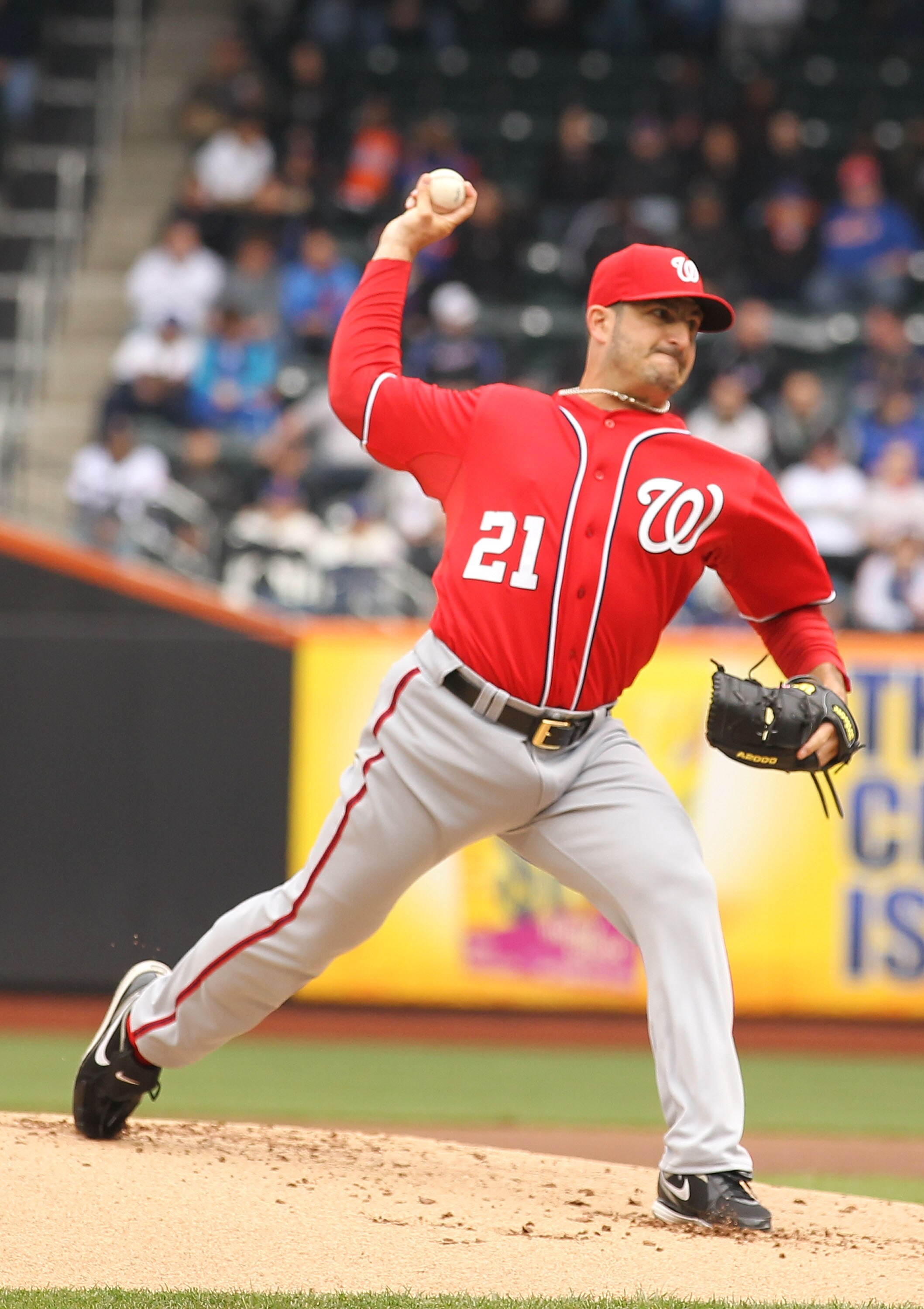 NEW YORK, NY - APRIL 10:  Jason Marquis #21 of the Washington Nationals in action against the New York Mets during their game on April 10, 2011 at Citi Field in the Flushing neighborhood of the Queens borough of New York City.  (Photo by Al Bello/Getty Im