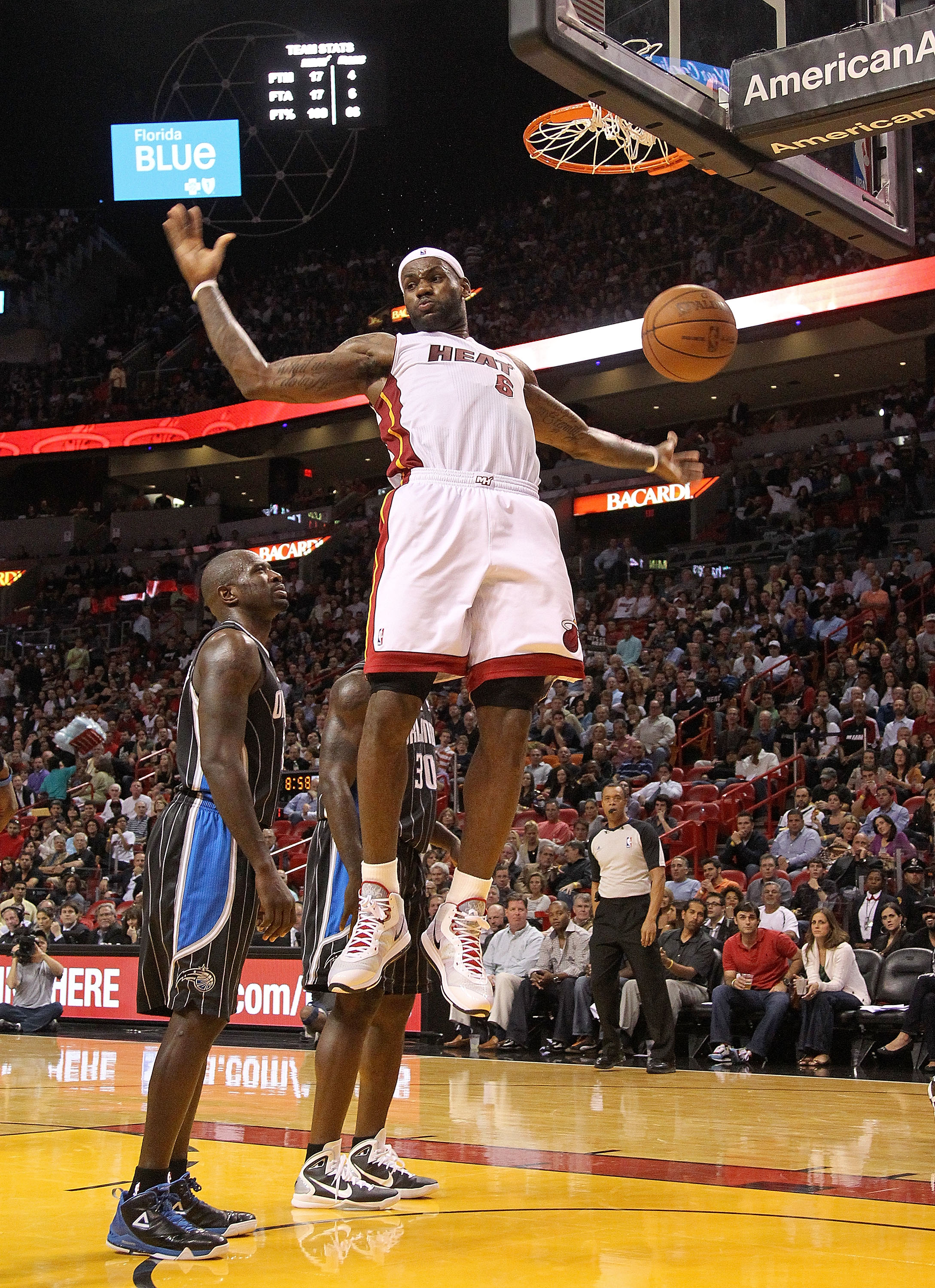 MIAMI, FL - MARCH 03:  LeBron James #6 of the Miami Heat dunks the ball during a game against the Orlando Magic at American Airlines Arena on March 3, 2011 in Miami, Florida. NOTE TO USER: User expressly acknowledges and agrees that, by downloading and/or