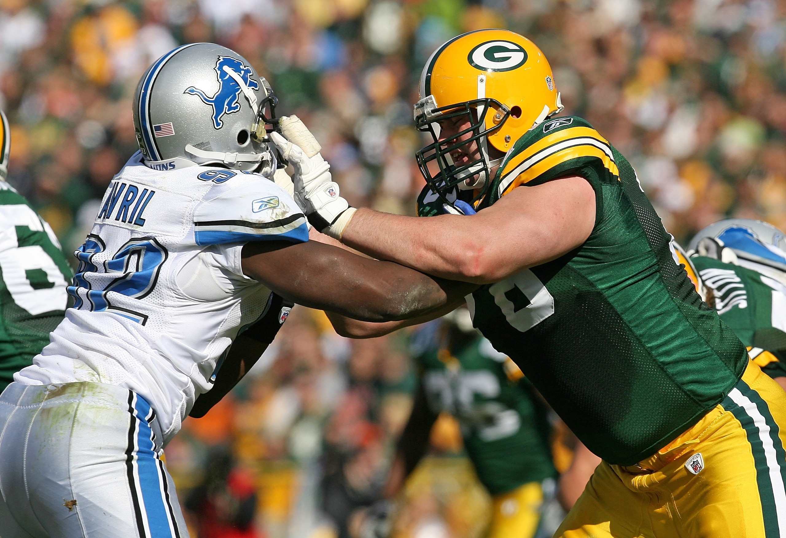 GREEN BAY, WI - OCTOBER 18: Chad Clifton #76 of the Green Bay Packers blocks Cliff Avril #92 of the Detroit Lions at Lambeau Field on October 18, 2009 in Green Bay, Wisconsin. The Packers defeated the Lions 26-0. (Photo by Jonathan Daniel/Getty Images) GREEN BAY, WI - OCTOBER 18: Chad Clifton #76 of the Green Bay Packers blocks Cliff Avril #92 of the Detroit Lions at Lambeau Field on October 18, 2009 in Green Bay, Wisconsin. The Packers defeated the Lions 26-0. (Photo by Jonathan Daniel/Getty Images)