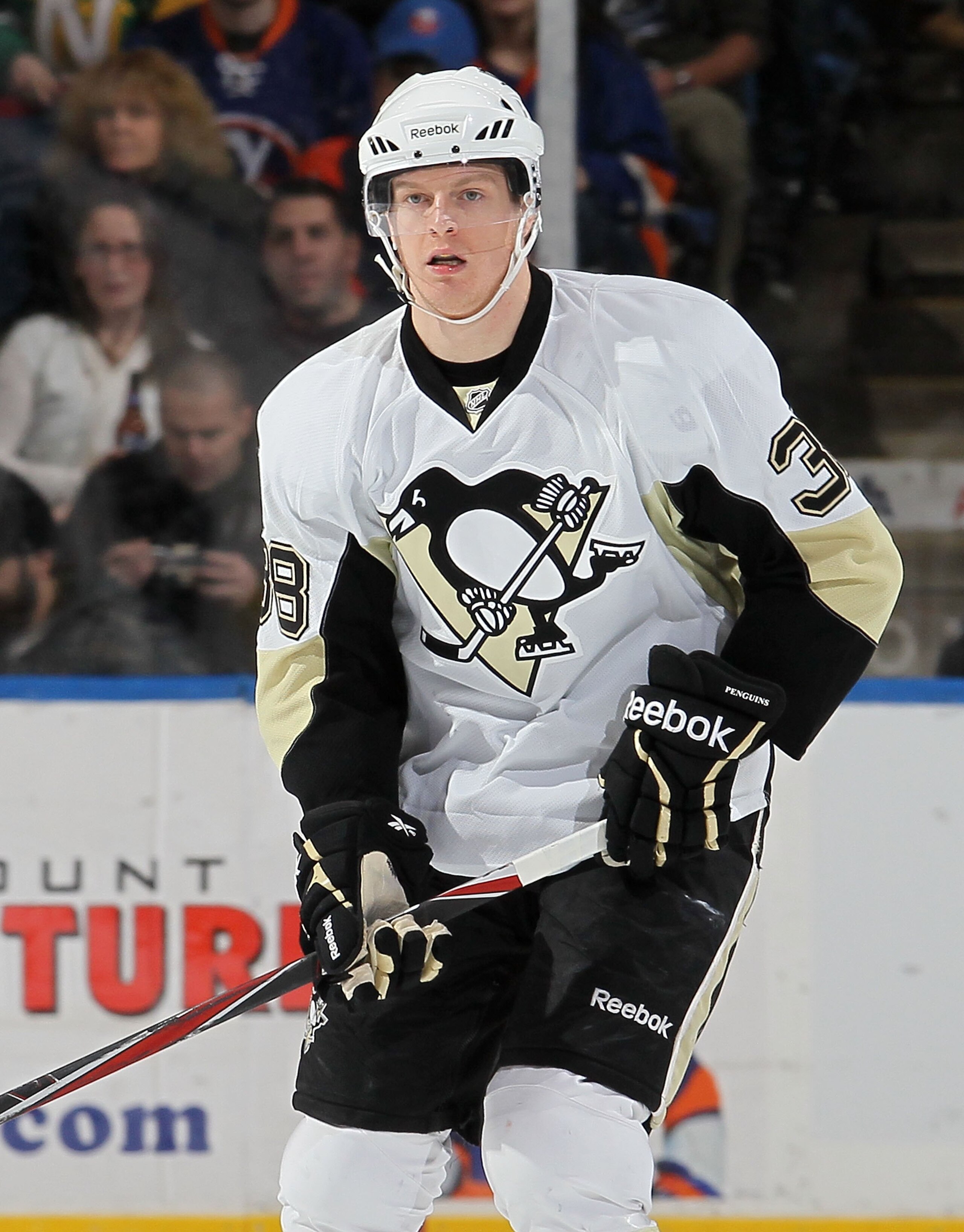 UNIONDALE, NY - FEBRUARY 11:  Nick Johnson #38 of the Pittsburgh Penguins skates against the New York Islanders on February 11, 2011 at Nassau Coliseum in Uniondale, New York. The Isles defeated the Pens 9-3.  (Photo by Jim McIsaac/Getty Images)