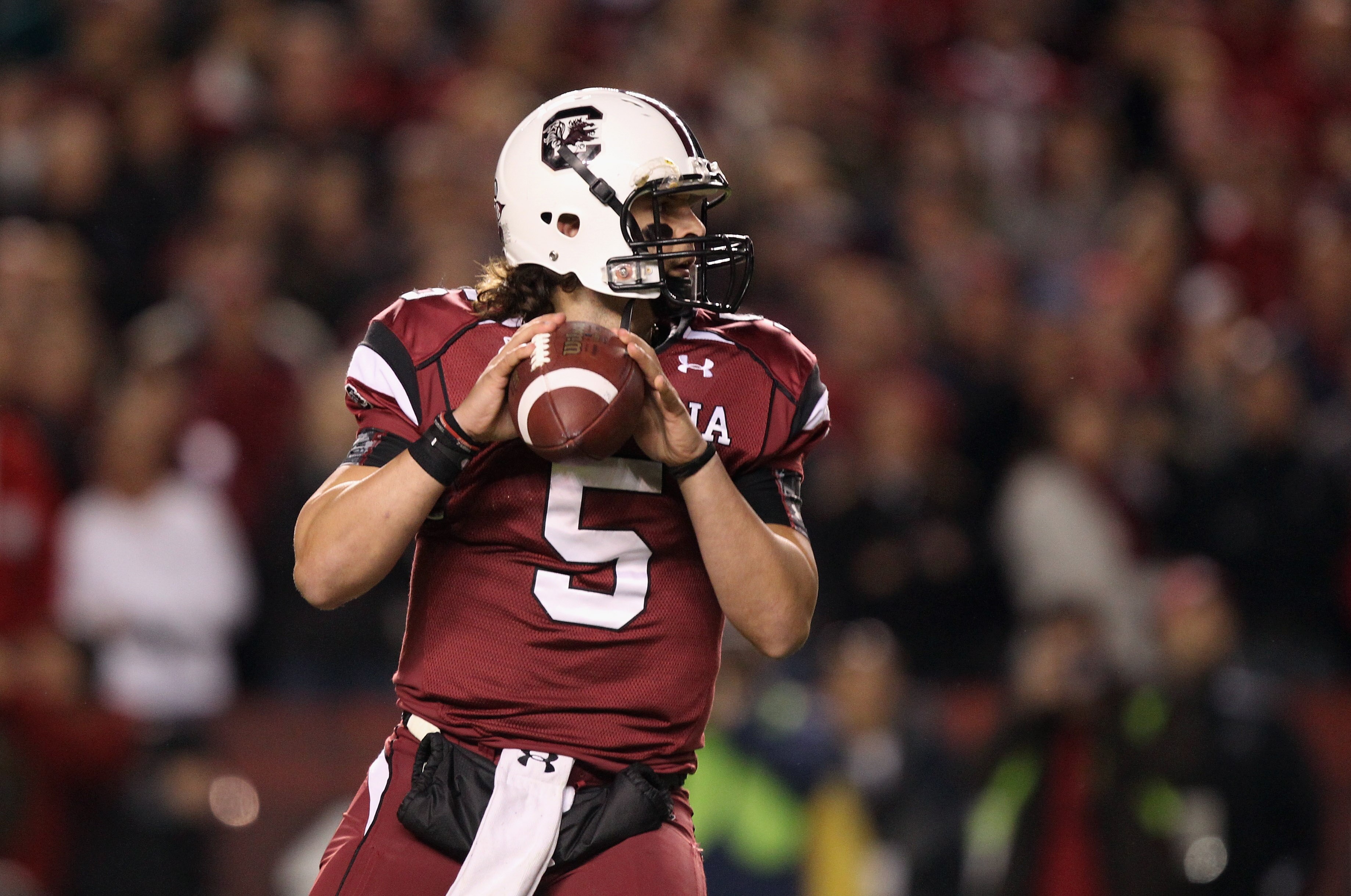 COLUMBIA, SC - NOVEMBER 06:  Stephen Garcia #5 of the South Carolina Gamecocks drops back to pass against against the Arkansas Razorbacks during their game at Williams-Brice Stadium on November 6, 2010 in Columbia, South Carolina.  (Photo by Streeter Leck