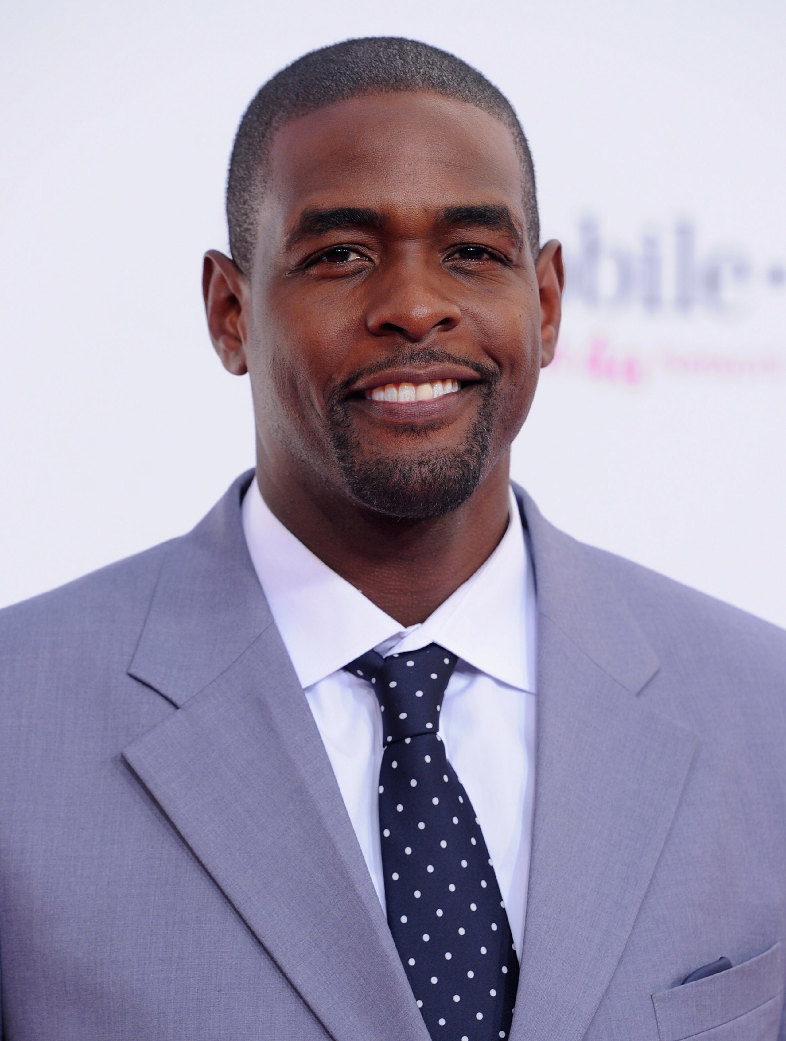 LOS ANGELES, CA - FEBRUARY 20: Former NBA player Chris Webber arrives to the T-Mobile Magenta Carpet at the 2011 NBA All-Star Game on February 20, 2011 in Los Angeles, California. (Photo by Alberto E. Rodriguez/Getty Images) LOS ANGELES, CA - FEBRUARY 20: Former NBA player Chris Webber arrives to the T-Mobile Magenta Carpet at the 2011 NBA All-Star Game on February 20, 2011 in Los Angeles, California. (Photo by Alberto E. Rodriguez/Getty Images)