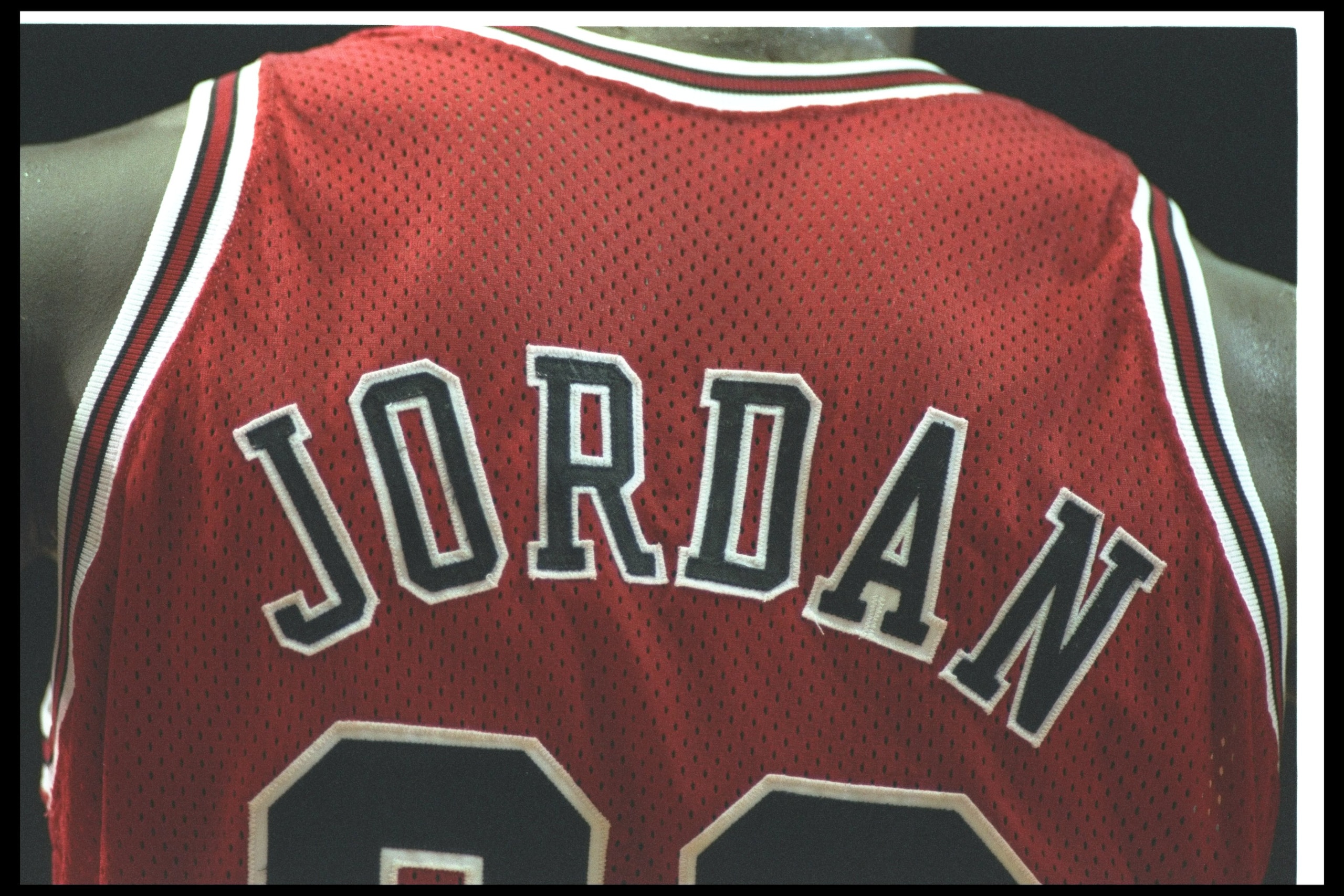 25 Nov 1996:  Guard Michael Jordan of the Chicago Bulls looks on during a game against the Los Angeles Clippers at the Sports Arena in Los Angeles, California.  The Bulls won the game, 88-84. Mandatory Credit: J. D. Cuban  /Allsport