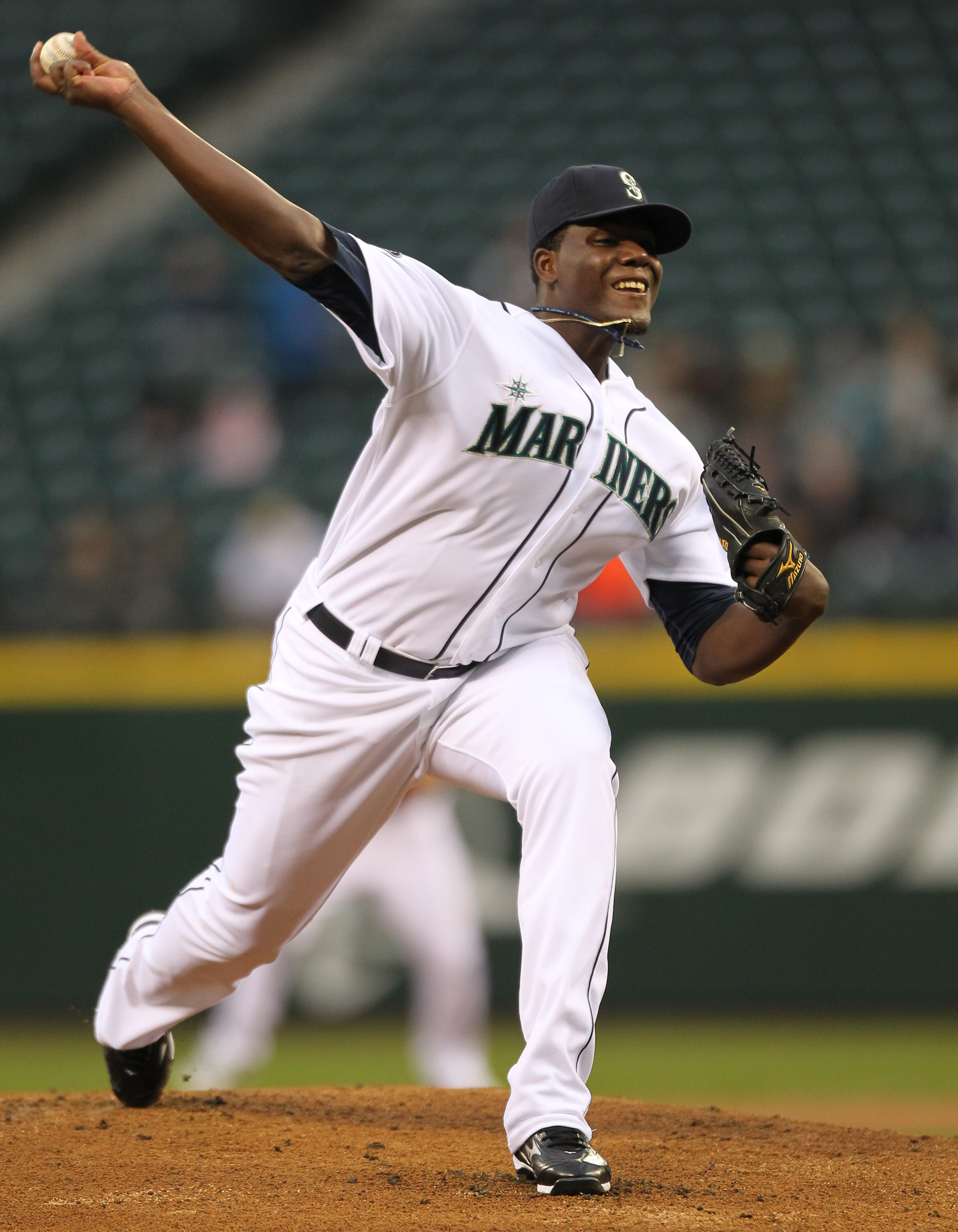 SEATTLE, WA - APRIL 12:  Starting pitcher Michael Pineda #36 of the Seattle Mariners pitches against the Toronto Blue Jays at Safeco Field on April 12, 2011 in Seattle, Washington. (Photo by Otto Greule Jr/Getty Images)