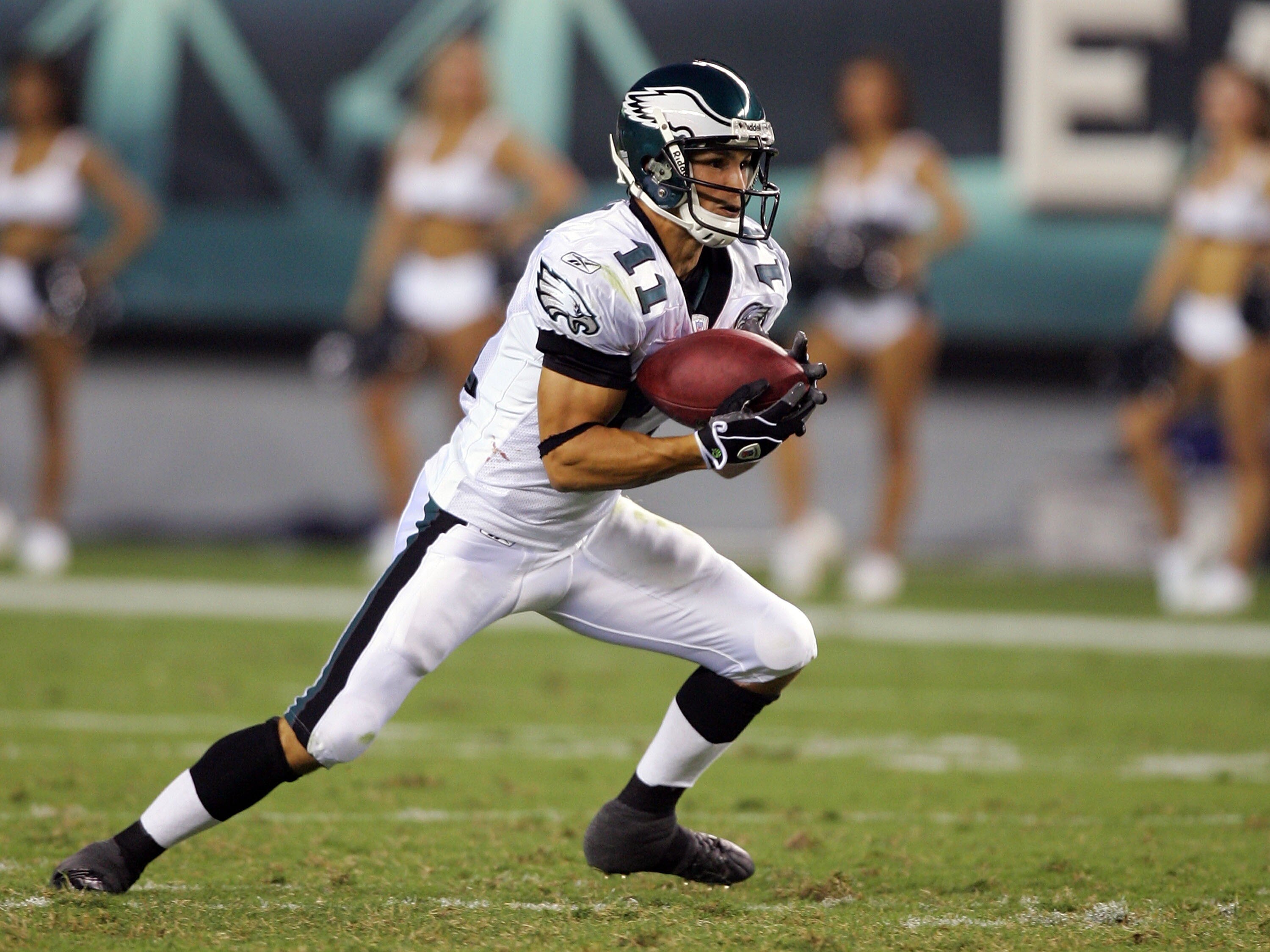 PHILADELPHIA - AUGUST 17:  Jeremy Bloom #11 of the Philadelphia Eagles returns a kick-off during a pre-season game against the Carolina Panthers at Lincoln Financial Field August 17, 2007 in Philadelphia, Pennsylvania.  (Photo by Jim McIsaac/Getty Images)