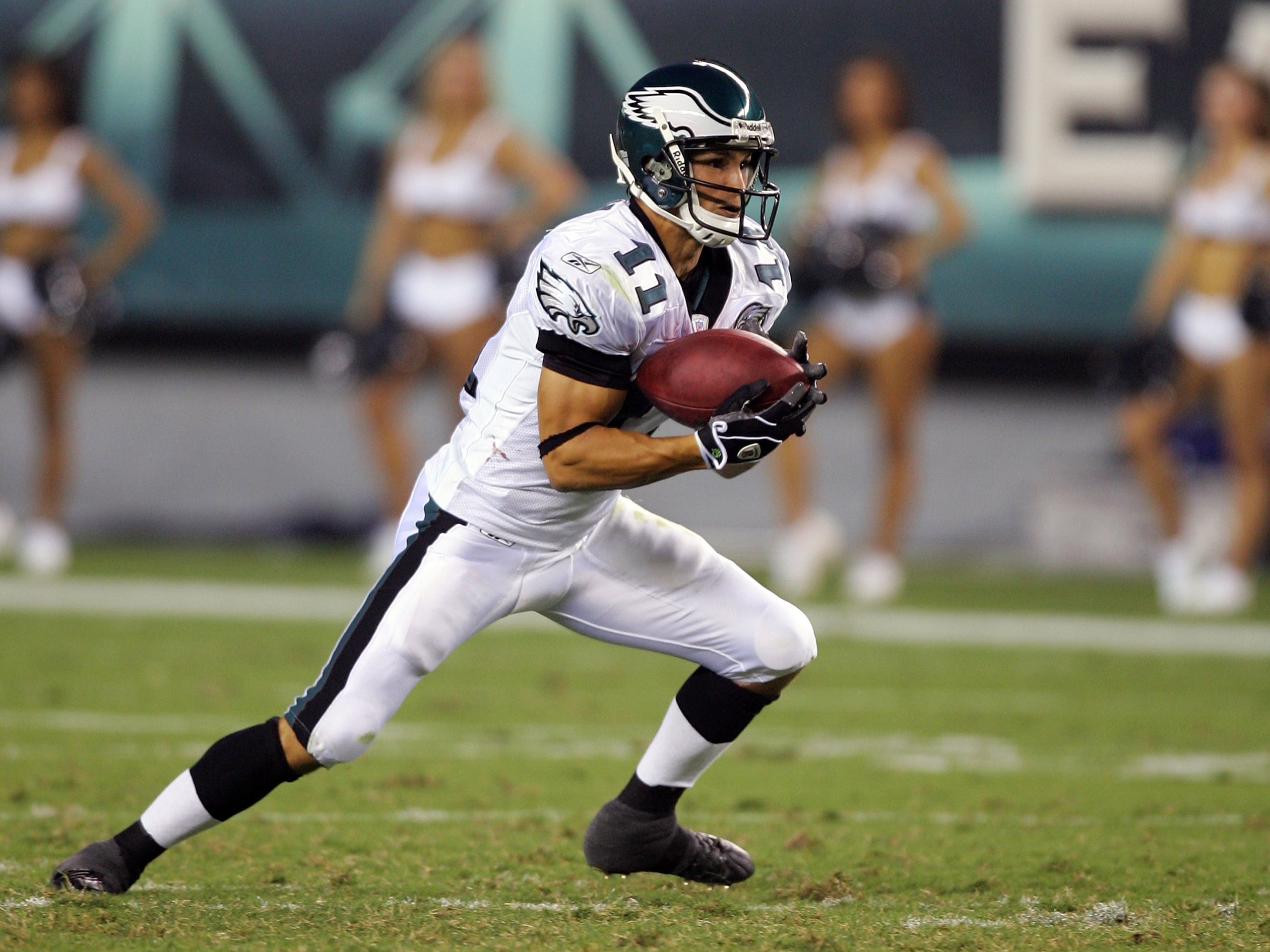 PHILADELPHIA - AUGUST 17:  Jeremy Bloom #11 of the Philadelphia Eagles returns a kick-off during a pre-season game against the Carolina Panthers at Lincoln Financial Field August 17, 2007 in Philadelphia, Pennsylvania.  (Photo by Jim McIsaac/Getty Images)