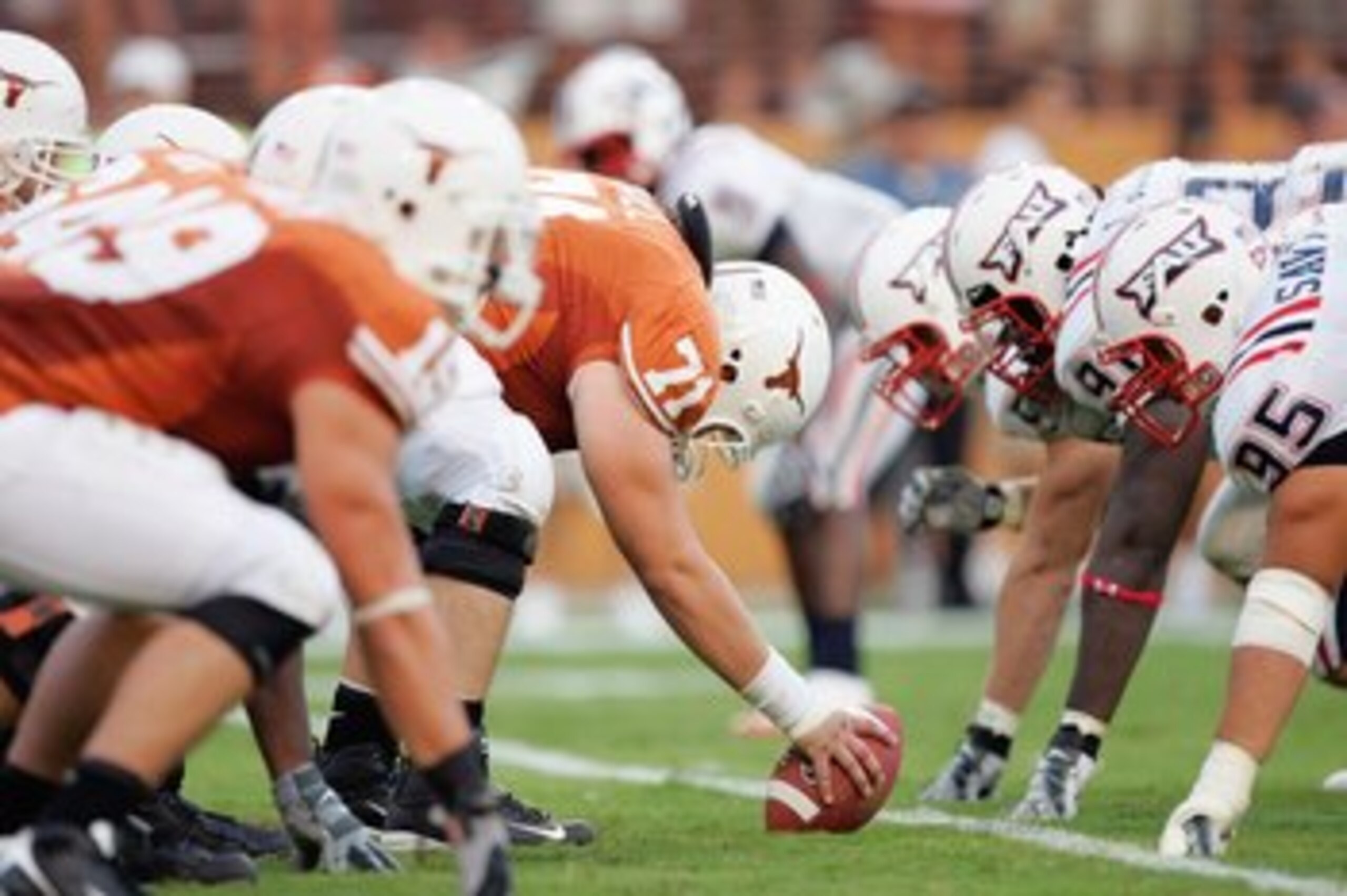AUSTIN, TX - AUGUST 30: Center Chris Hall #71 of the Texas Longhorns gets ready to hike the ball during the game against the Florida Atlantic Owls on August 30, 2007 at Darrell K Royal-Texas Memorial Stadium in Austin, Texas. Texas won 52-10. (Photo by AUSTIN, TX - AUGUST 30: Center Chris Hall #71 of the Texas Longhorns gets ready to hike the ball during the game against the Florida Atlantic Owls on August 30, 2007 at Darrell K Royal-Texas Memorial Stadium in Austin, Texas. Texas won 52-10. (Photo by