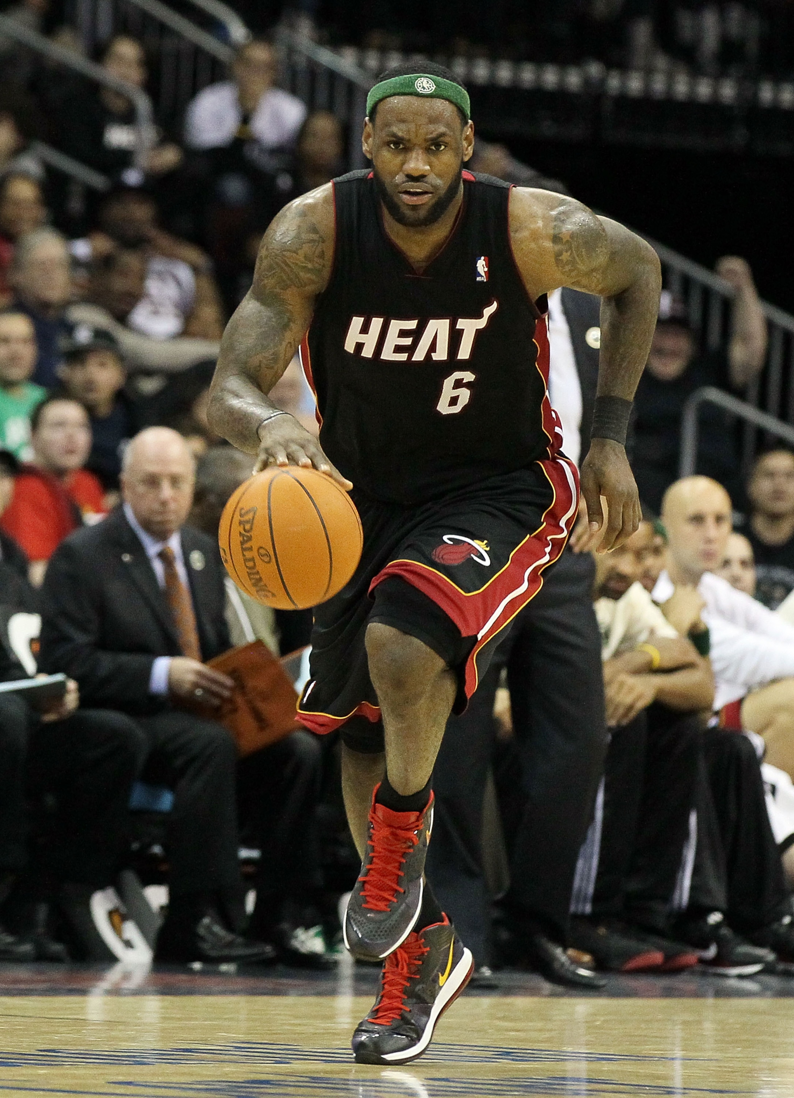NEWARK, NJ - APRIL 03:  LeBron James #6 of the Miami Heat dribbles the ball upcourt against the New Jersey Nets at the Prudential Center on April 3, 2011 in Newark, New Jersey.The Heat defeated the Nets 108-94.NOTE TO USER: User expressly acknowledges and