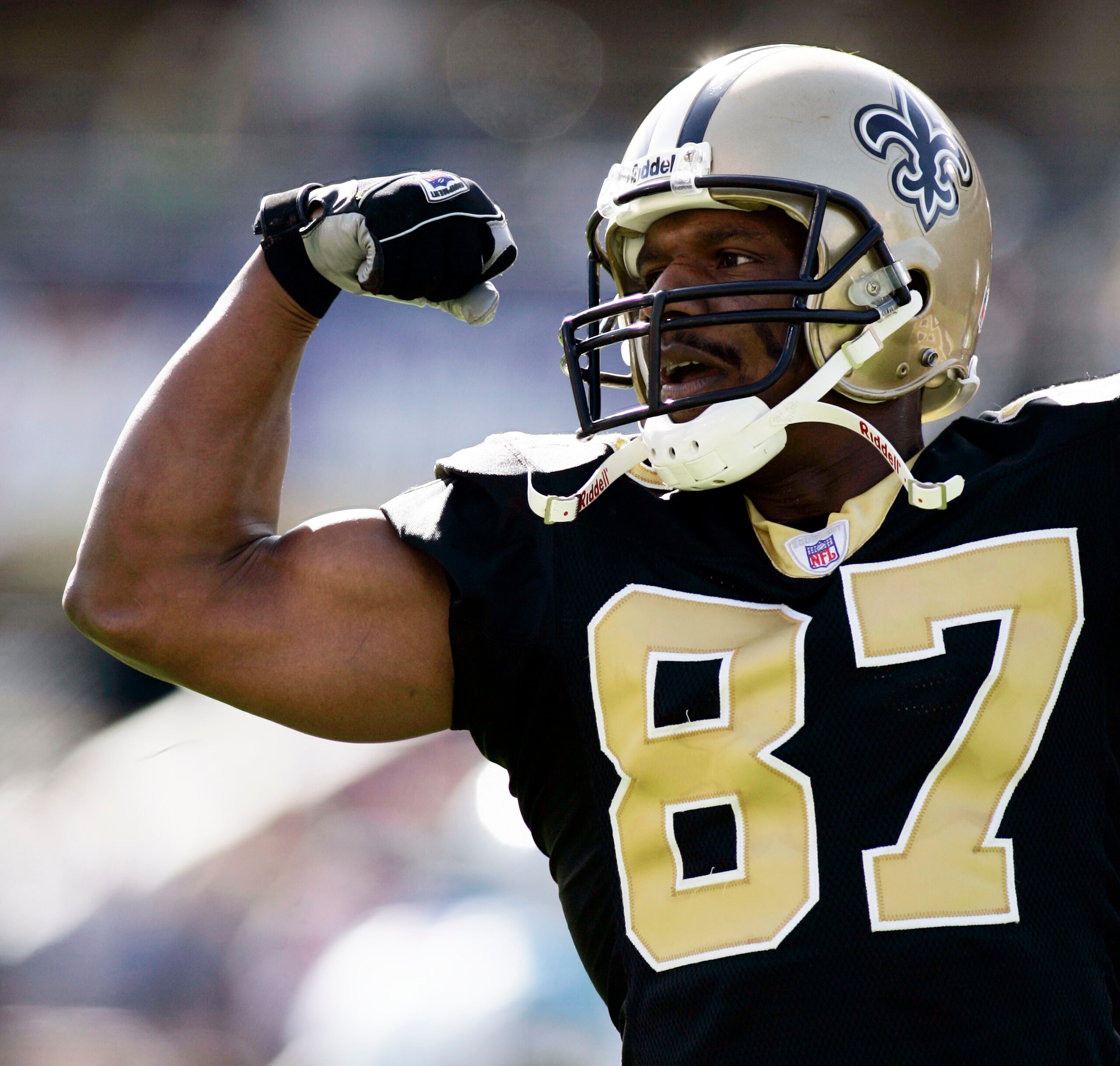 BATON ROUGE, LA - DECEMBER 18:  Joe Horn #87 of the New Orleans Saints celebrates after Marlon McCree #27 of the Carolina Panthers  was called for helmet to helmet contact on December 18, 2005 at Tiger Stadium in Baton Rouge, Louisiana.  The Panthers defe