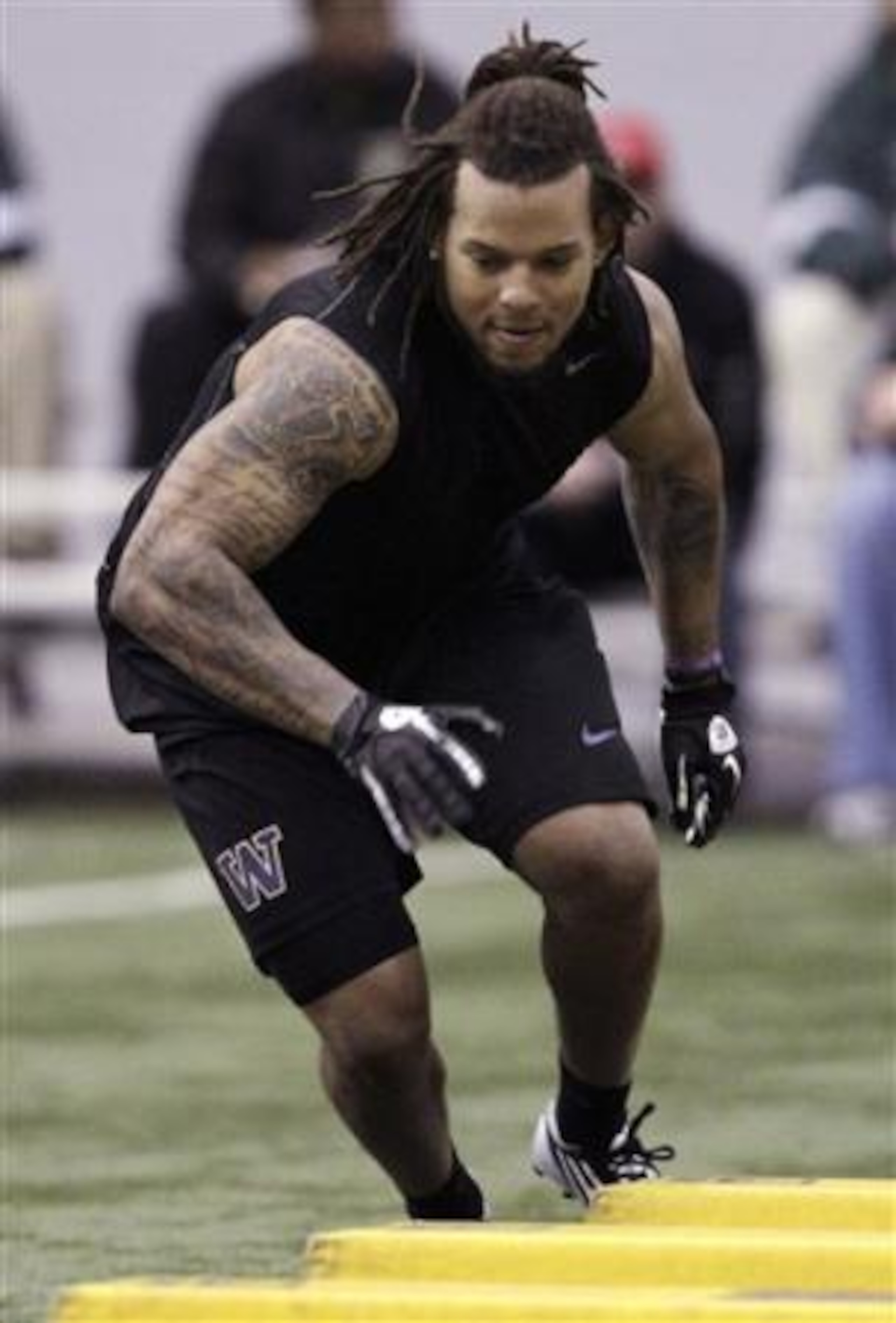 Miami turn to defense in the third round and pick Mason Foster