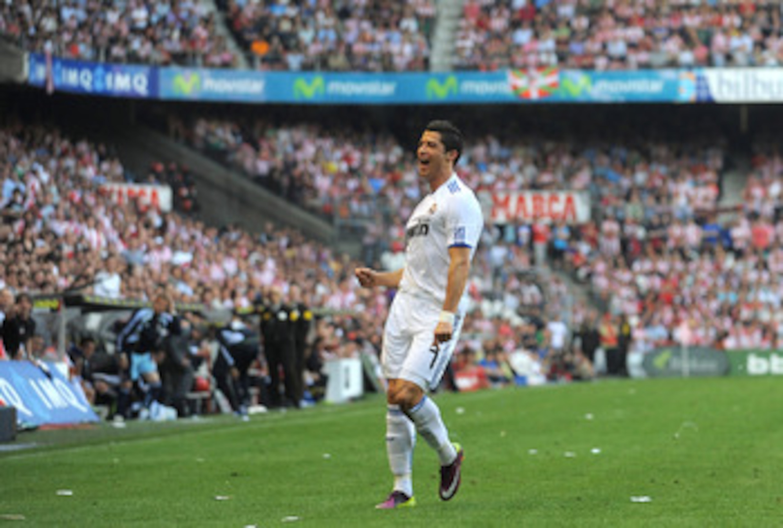 BILBAO, SPAIN - APRIL 09: Cristiano Ronaldo of Real Madrid celebrates after scoring Real's third goal during the La Liga match between Athletic Bilbao and Real Madrid at San Mames Stadium on April 9, 2011 in Bilbao, Spain. (Photo by Denis Doyle/Getty I BILBAO, SPAIN - APRIL 09: Cristiano Ronaldo of Real Madrid celebrates after scoring Real's third goal during the La Liga match between Athletic Bilbao and Real Madrid at San Mames Stadium on April 9, 2011 in Bilbao, Spain. (Photo by Denis Doyle/Getty I