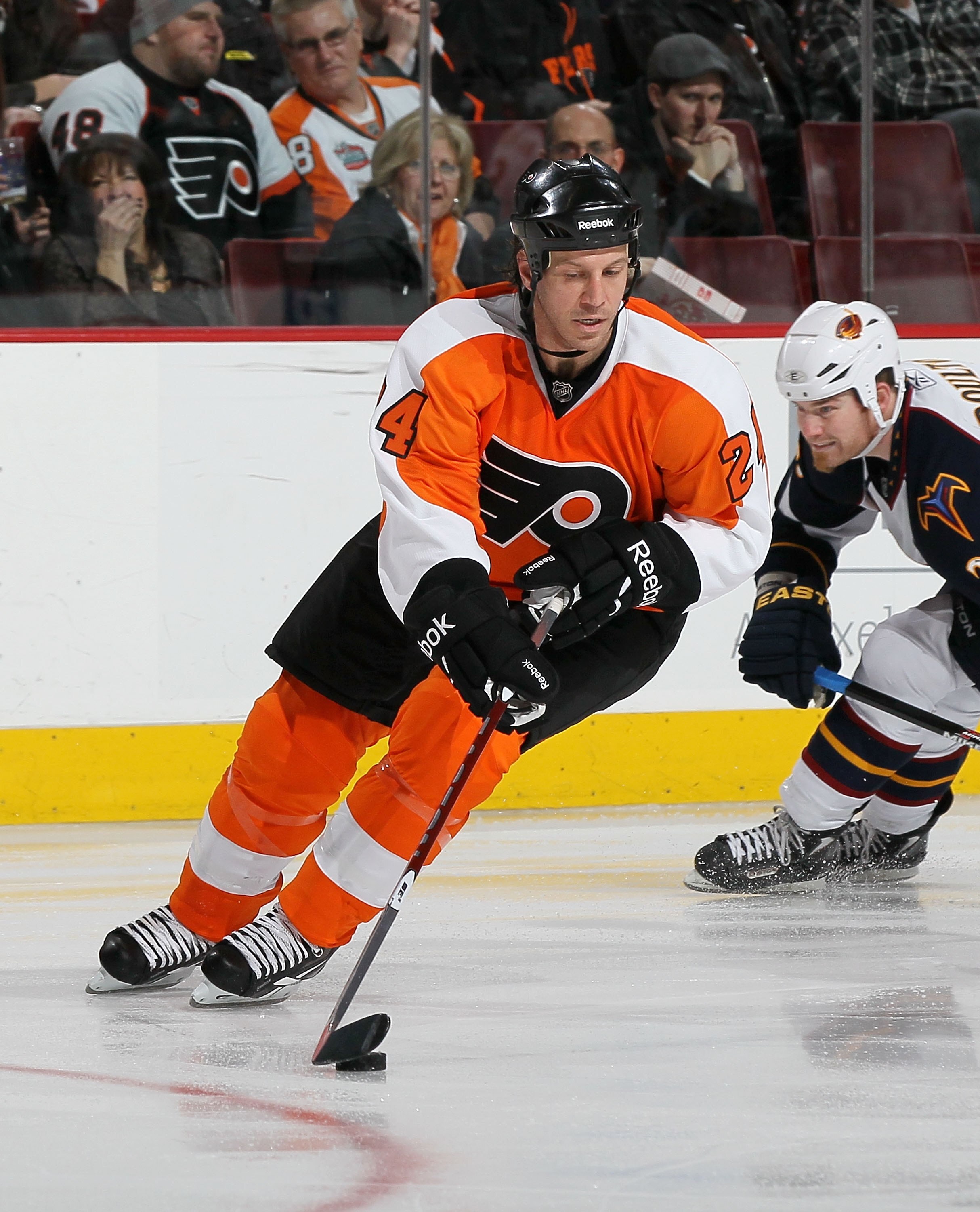 PHILADELPHIA, PA - MARCH 12:  Nick Boynton #24 of the Philadelphia Flyers skates against the Atlanta Thrashers on March 12, 2011 at Wells Fargo Center in Philadelphia, Pennsylvania.  (Photo by Jim McIsaac/Getty Images)