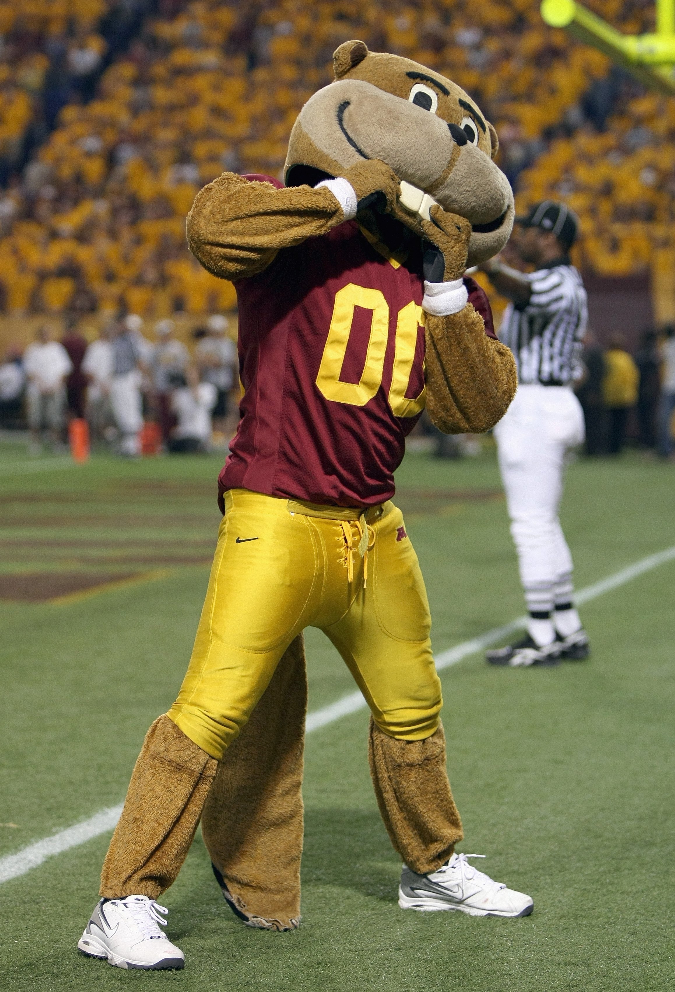 MINNEAPOLIS, MN - SEPTEMBER 08: Mascot Goldy Gopher of the Minnesota Golden cheers during the game against the Miami of Ohio Redhawks as Minnesota defeated Miami of Ohio 41-35 in triple overtime at the Metrodome on September 8, 2007 in Minneapolis, Minnes