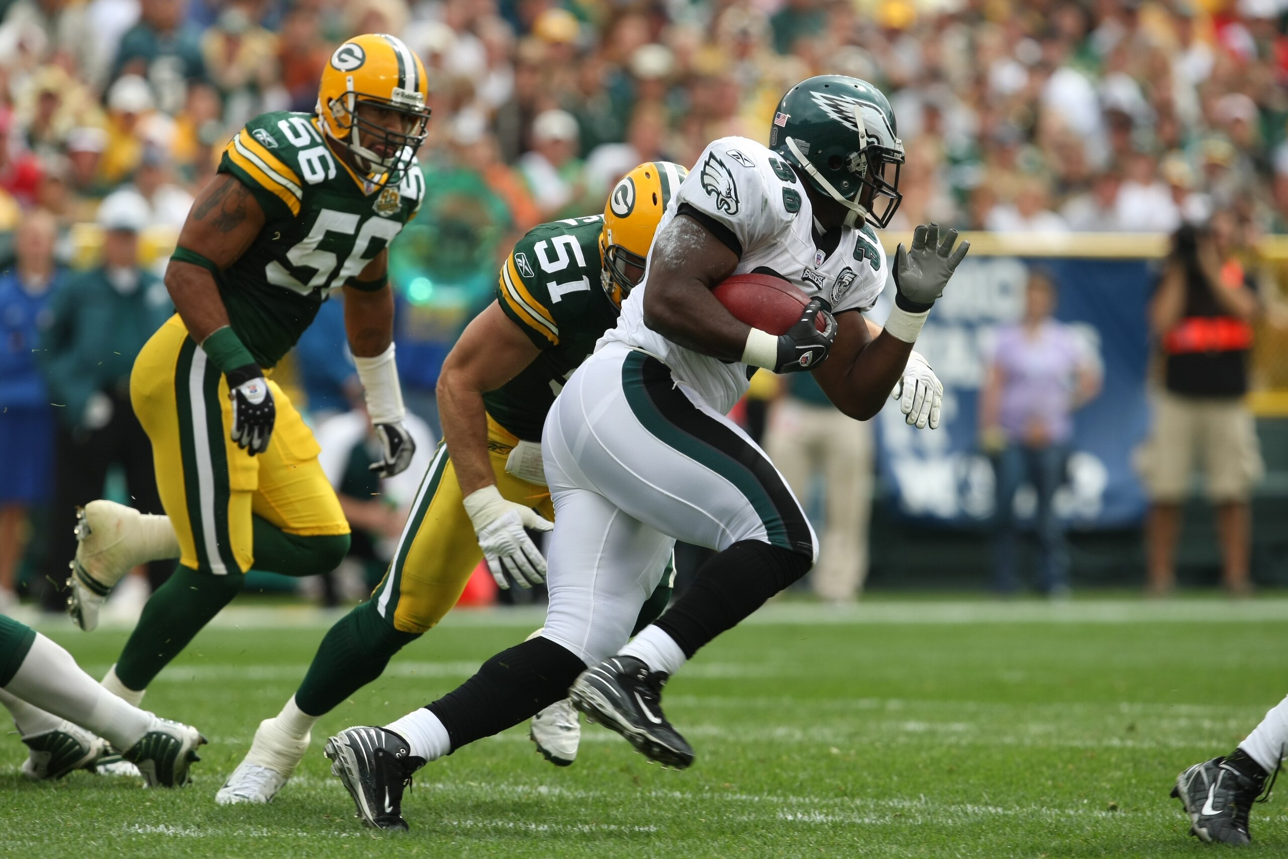 GREEN BAY, WI - SEPTEMBER 09: J.R. Reed #34 of the Philadelphia Eagles runs against the Green Bay Packers on September 9, 2007 at Lambeau Field in Green Bay, Wisconsin. he Packers defeated the Eagles 16-13. (Photo by Jonathan Daniel/Getty Images)