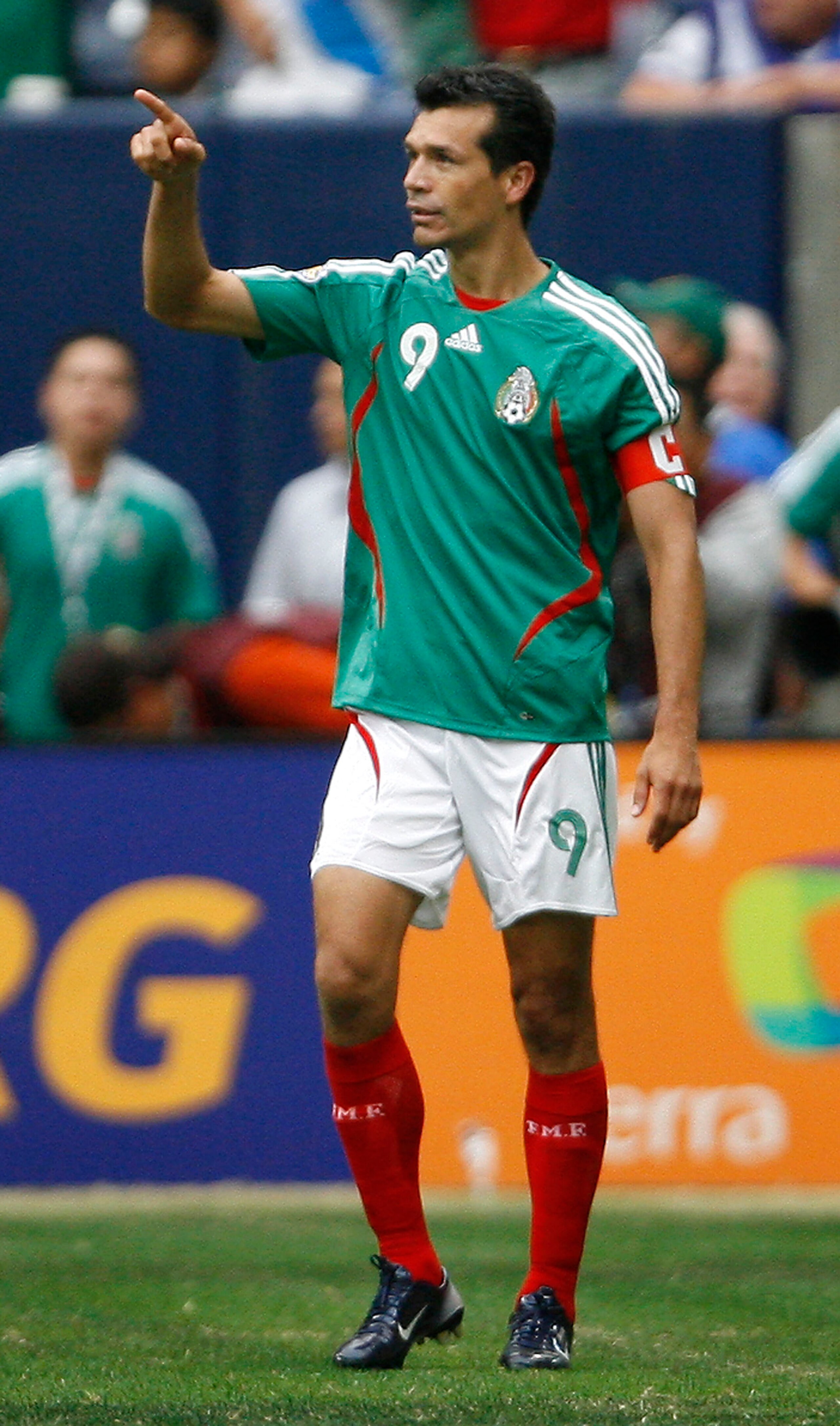 HOUSTON - JUNE 17: Jared Borgetti #9 of Mexico acknowledges the crowd as he celebrates scoring a goal against Costa Rica during their quarterfinal match of the CONCACAF Gold Cup 2007 tournament at Reliant Stadium June 17, 2007 in Houston, Texas. Mexico de