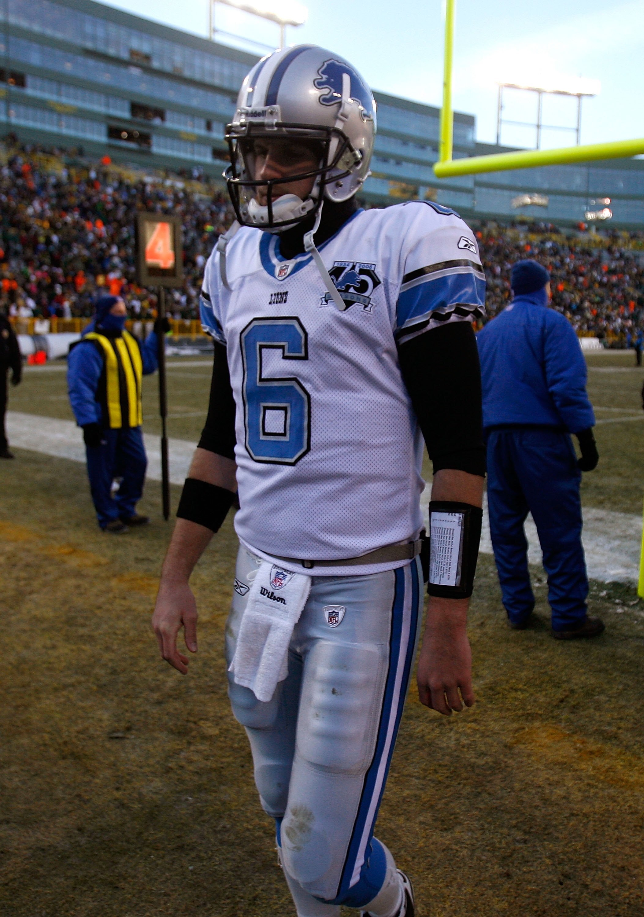 GREEN BAY, WI - DECEMBER 28: Dan Orlovsky #6 of the Detroit Lions leaves the filed following a loss against the Green Bay Packers on December 28, 2008 at Lambeau Field in Green Bay, Wisconsin. The Packers defeated the Lions 31-21. (Photo by Jonathan Danie