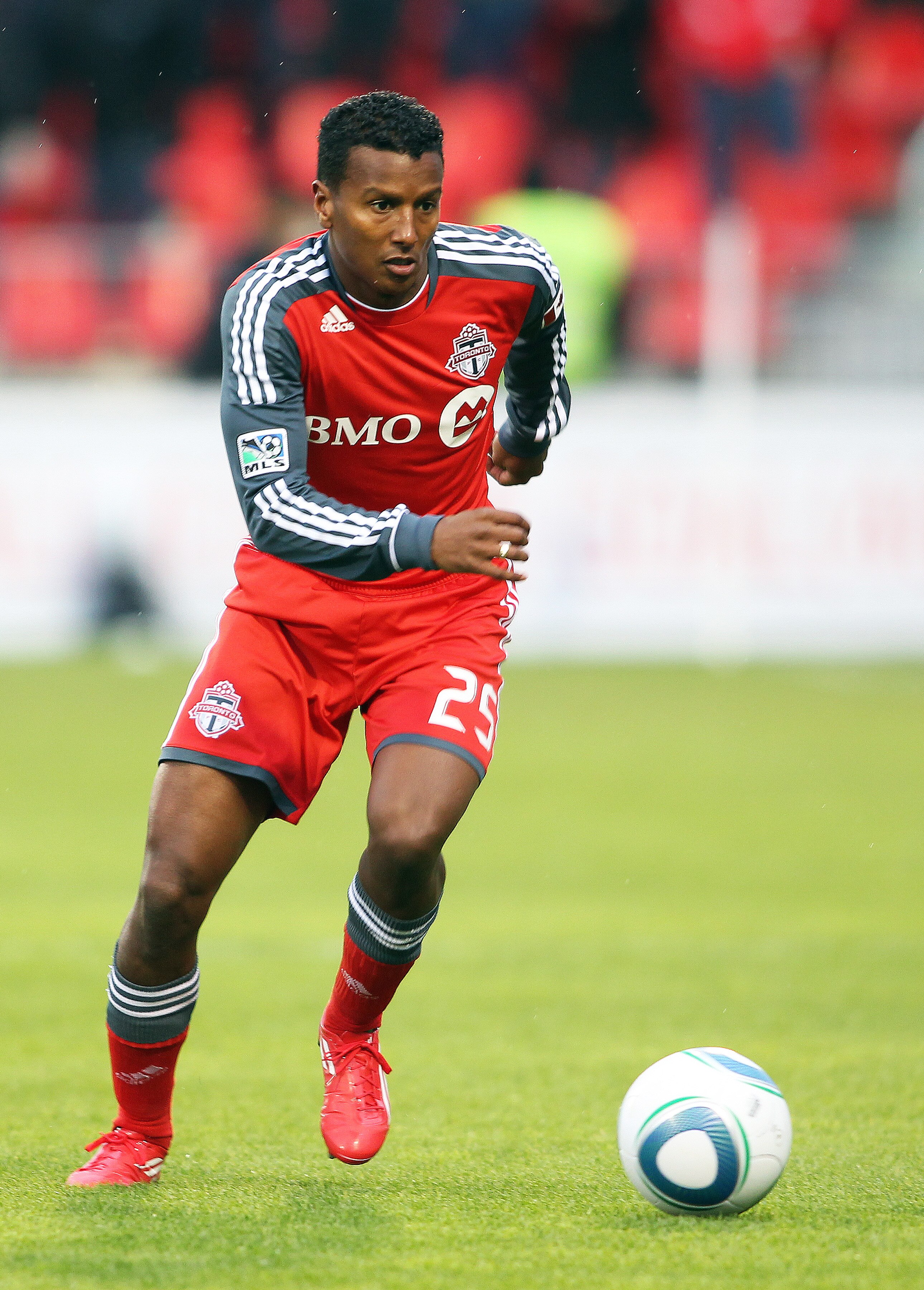 TORONTO, CANADA - APRIL 16:  Danleigh Borman #25 of the Toronto FC controls the ball against D.C. United on April 16, 2011 at BMO Field in Toronto, Canada. D.C. United defeated Toronto FC 3-0. (Photo by Claus Andersen/Getty Images)