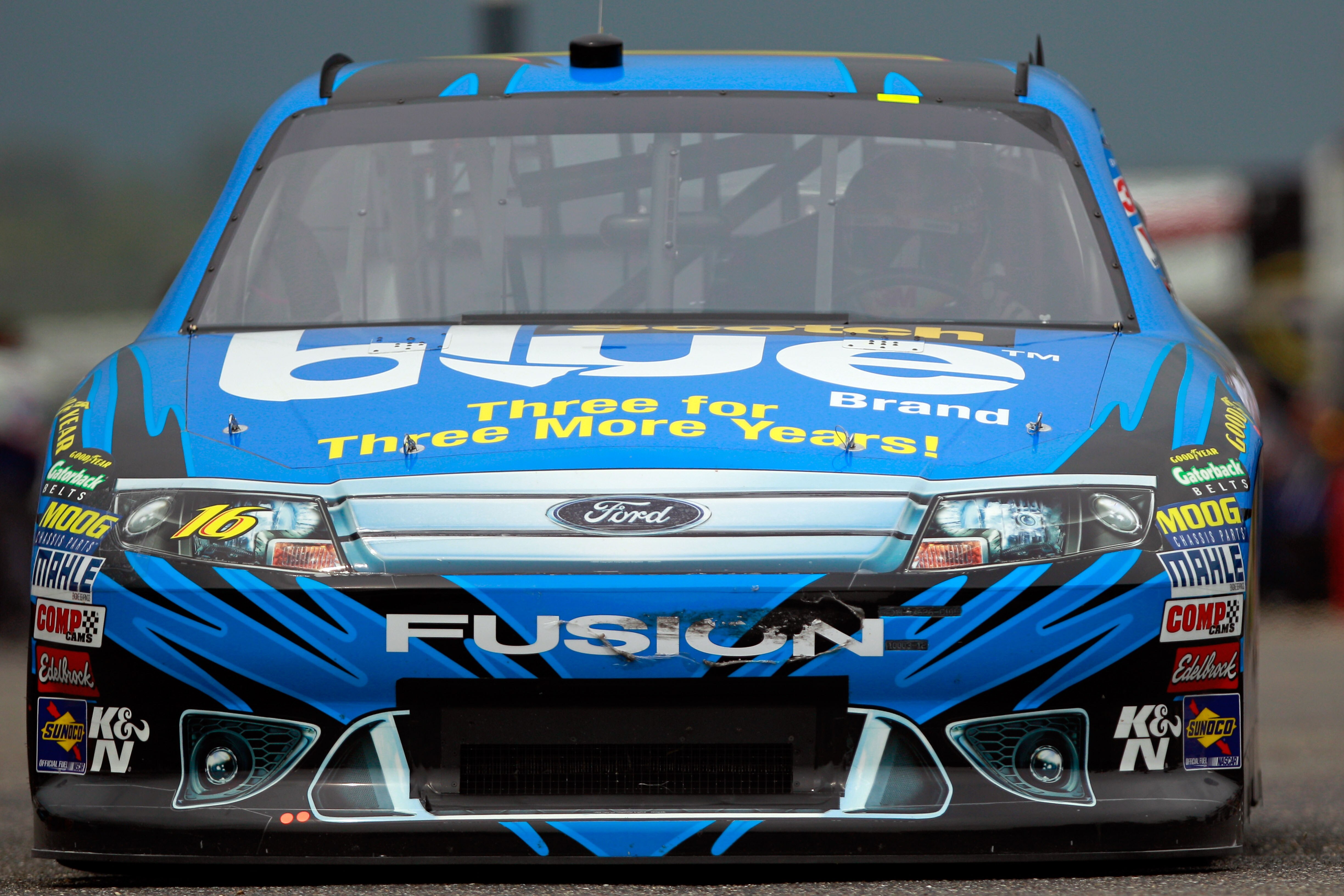 TALLADEGA, AL - APRIL 15:  Greg Biffle drives the #16 3M Scotch-Blue Painter's Tape Ford during practice for the NASCAR Sprint Cup Series Aaron's 499 at Talladega Superspeedway on April 15, 2011 in Talladega, Alabama.  (Photo by Chris Graythen/Getty Image