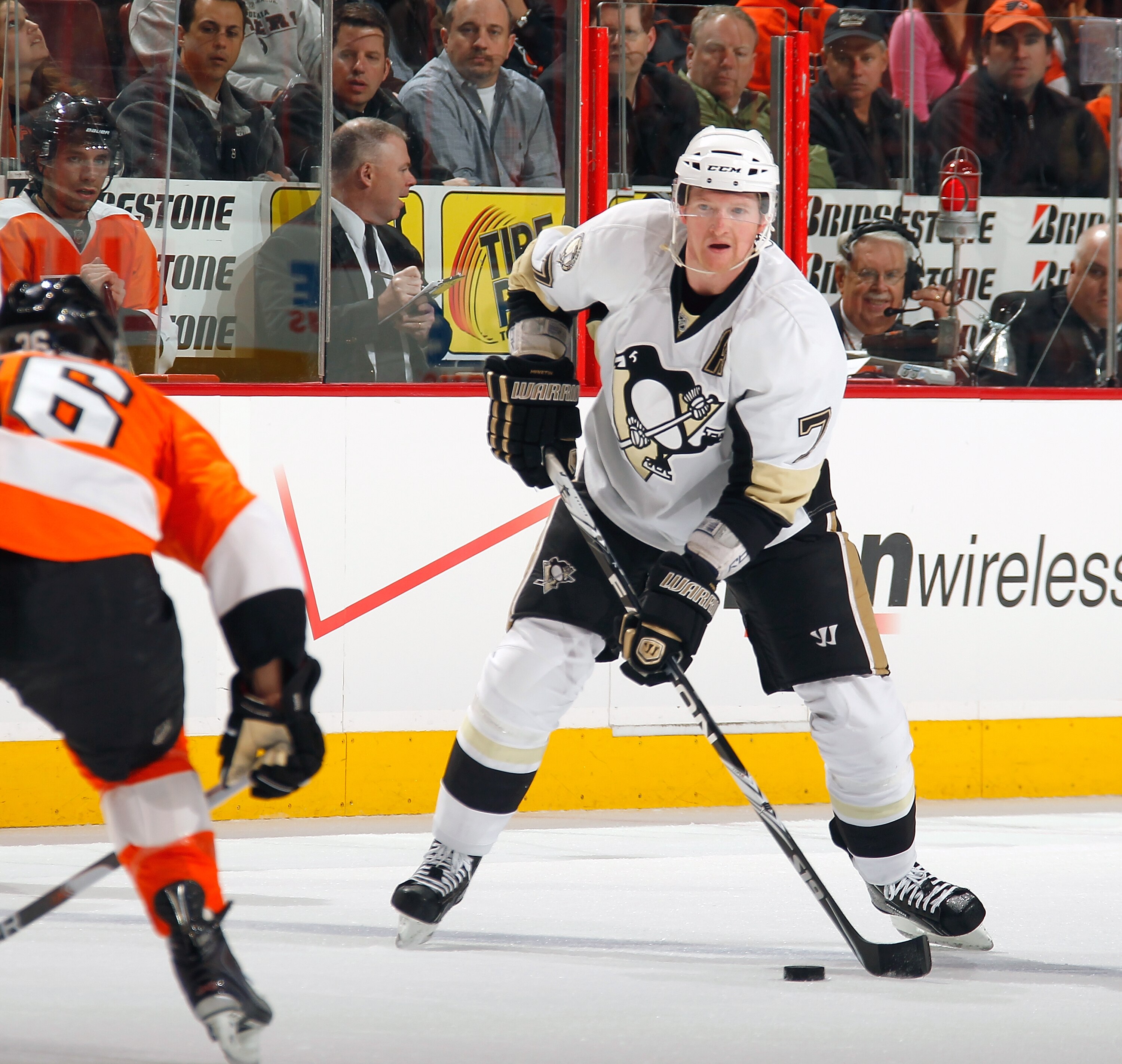 PHILADELPHIA, PA - MARCH 24:  Paul Martin #7 of the Pittsburgh Penguins in action during a game against the Philadelphia Flyers on March 24, 2011 at the Wells Fargo Center in Philadelphia, Pennsylvania.  (Photo by Lou Capozzola/Getty Images)