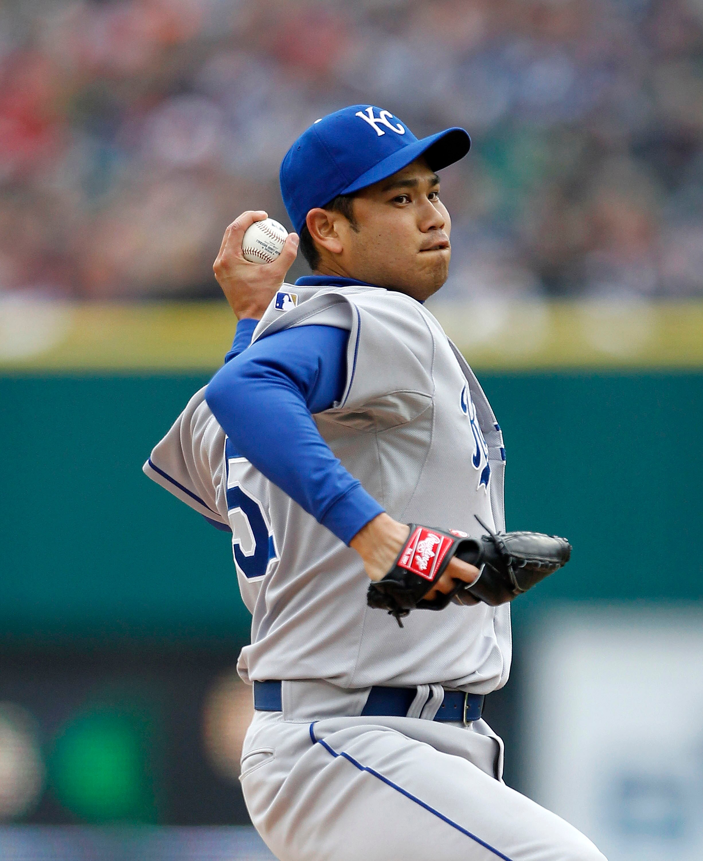 DETROIT - APRIL 09:  Bruce Chen #52 of the Kansas City Royals pitches in the first inning during the game against the Detroit Tigers at Comerica Park on April 9, 2011 in Detroit, Michigan.  (Photo by Leon Halip/Getty Images)