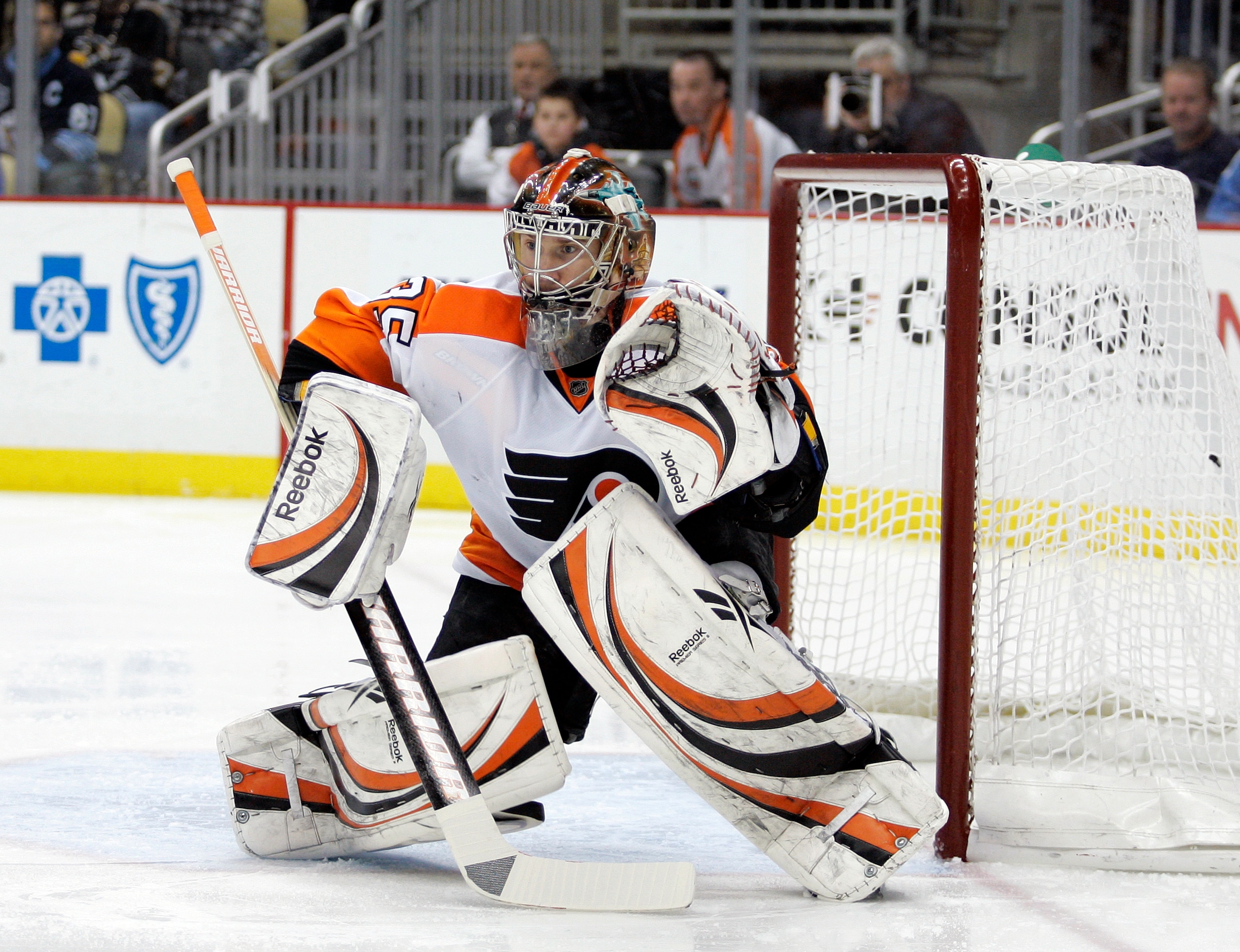 PITTSBURGH, PA - MARCH 29:  Sergei Bobrovsky #35 of the Philadelphia Flyers protects the net against the Pittsburgh Penguins at Consol Energy Center on March 29, 2011 in Pittsburgh, Pennsylvania.  (Photo by Justin K. Aller/Getty Images)