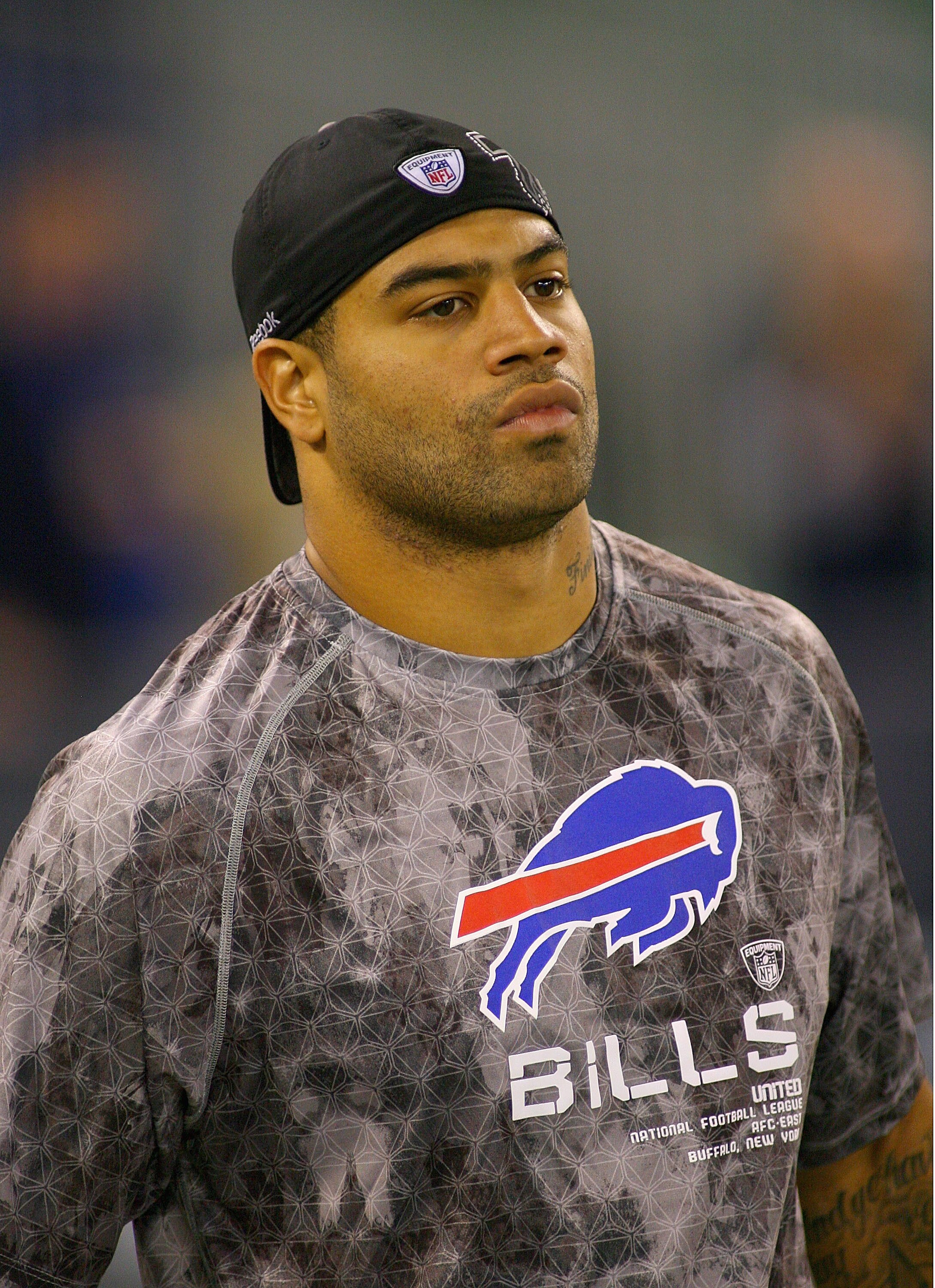 TORONTO, ON - NOVEMBER 07: Shawne Merriman #55 of the Buffalo Bills stands on the field during warmups prior to play against the Chicago Bears at Rogers Centre on November 7, 2010 in Toronto, Canada. Chicago won 22-19. (Photo by Rick Stewart/Getty Images) TORONTO, ON - NOVEMBER 07: Shawne Merriman #55 of the Buffalo Bills stands on the field during warmups prior to play against the Chicago Bears at Rogers Centre on November 7, 2010 in Toronto, Canada. Chicago won 22-19. (Photo by Rick Stewart/Getty Images)