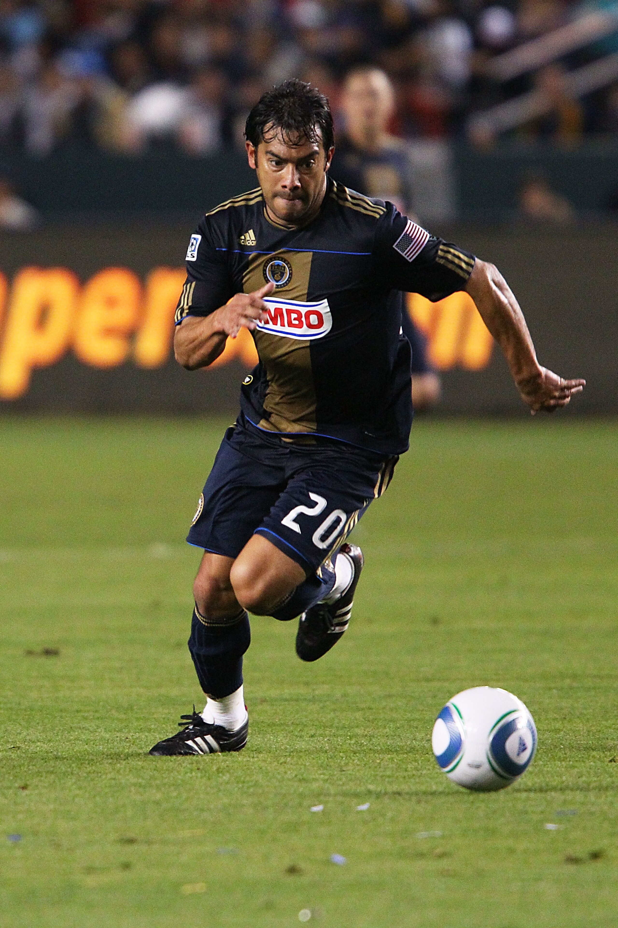 CARSON, CA - APRIL 02: Carlos Ruiz #20 of the Philadelphia Union defends against the Los Angeles Galaxy during the Philadelphia Union v Los Angeles Galaxy Match at The Home Depot Center on April 2, 2011 in Carson, California. (Photo by Joe Scarnici/Gett CARSON, CA - APRIL 02: Carlos Ruiz #20 of the Philadelphia Union defends against the Los Angeles Galaxy during the Philadelphia Union v Los Angeles Galaxy Match at The Home Depot Center on April 2, 2011 in Carson, California. (Photo by Joe Scarnici/Gett