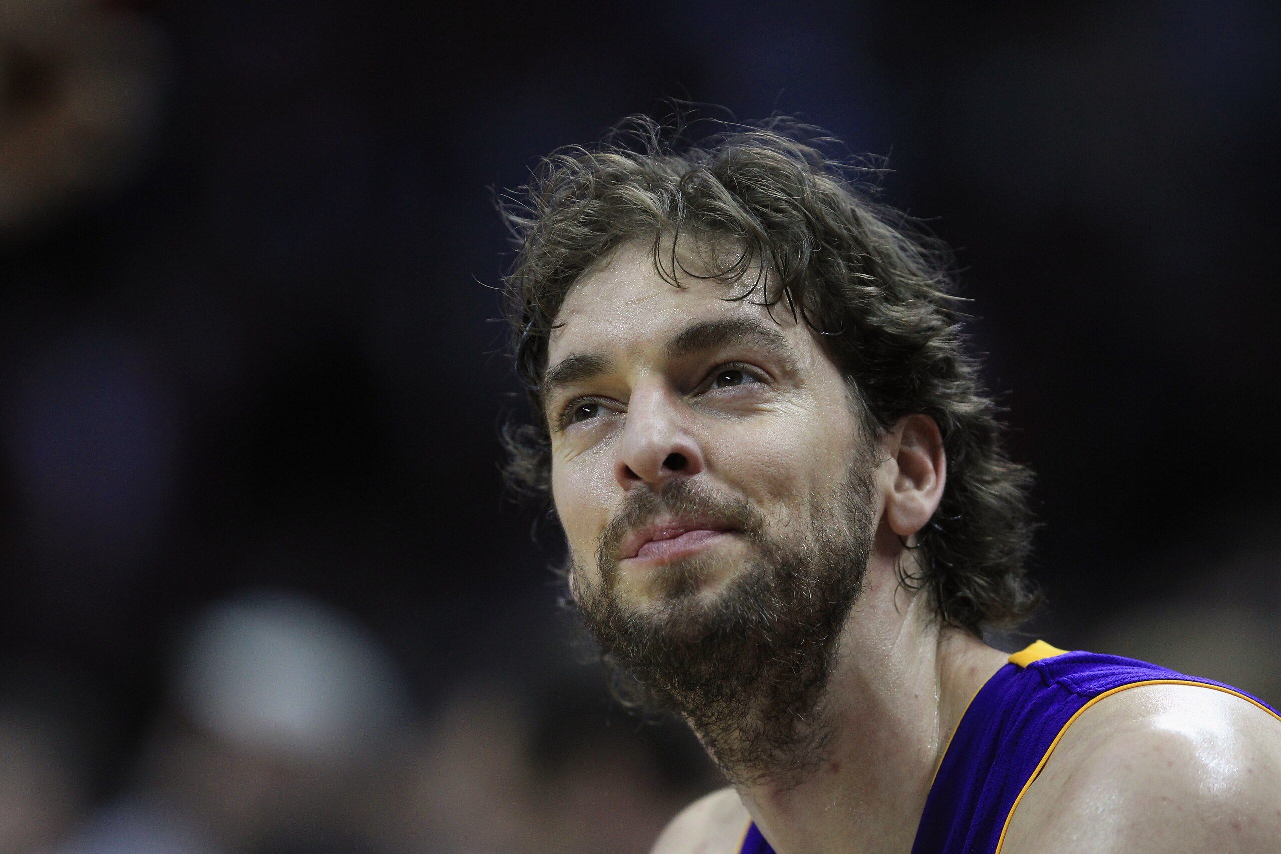 CHARLOTTE, NC - FEBRUARY 14:  Pau Gasol #16 of the Los Angeles Lakers against the Charlotte Bobcats at Time Warner Cable Arena on February 14, 2011 in Charlotte, North Carolina. NOTE TO USER: User expressly acknowledges and agrees that, by downloading and