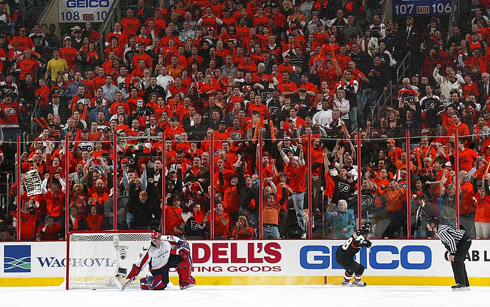 Photo Credit: Hockeyforum.com