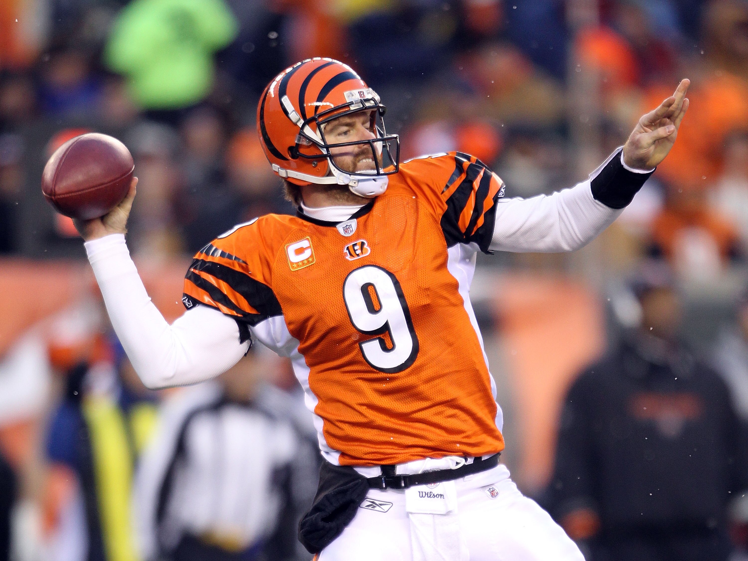CINCINNATI - DECEMBER 26:  Carson Palmer #9 of the Cincinnati Bengals throws a pass during the NFL game against the San Diego Chargers at Paul Brown Stadium on December 26, 2010 in Cincinnati, Ohio. The Bengals 34-20.  (Photo by Andy Lyons/Getty Images)